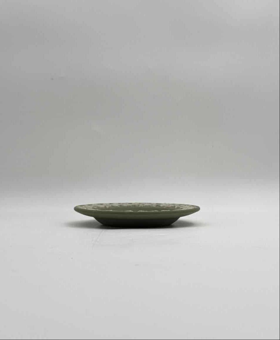 Wedgwood Jasperware Green Trinket Dish Classical Relief England Art