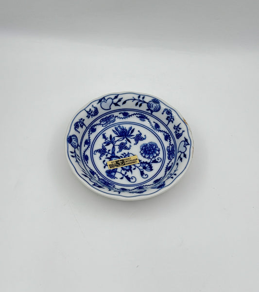 German Blue & White Onion (Zwiebelmuster) Small Porcelain Bowl