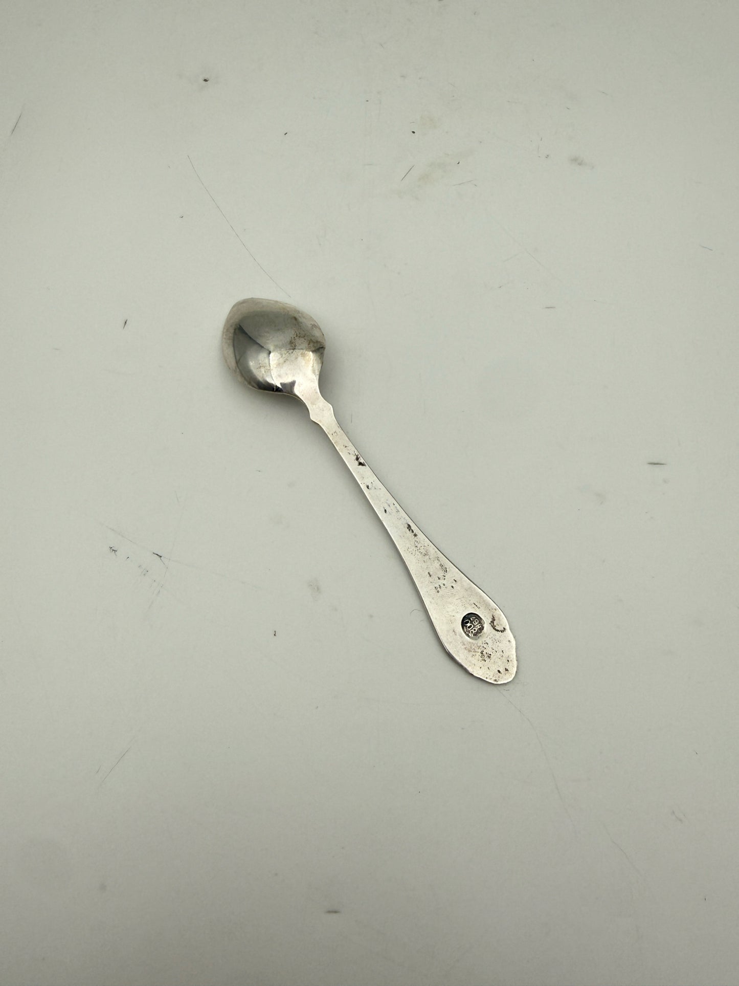800 Silver Continental Cherub Coffee Spoon