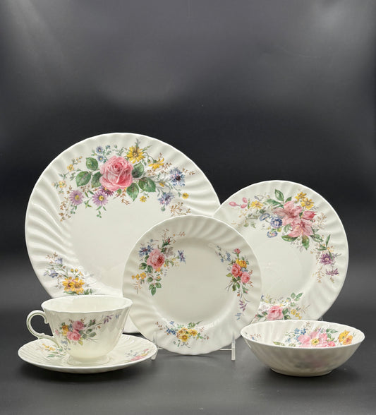 Royal Doulton “Arcadia” Bone China – Service for 12 with Serving Bowls & Platter (75 Pieces)