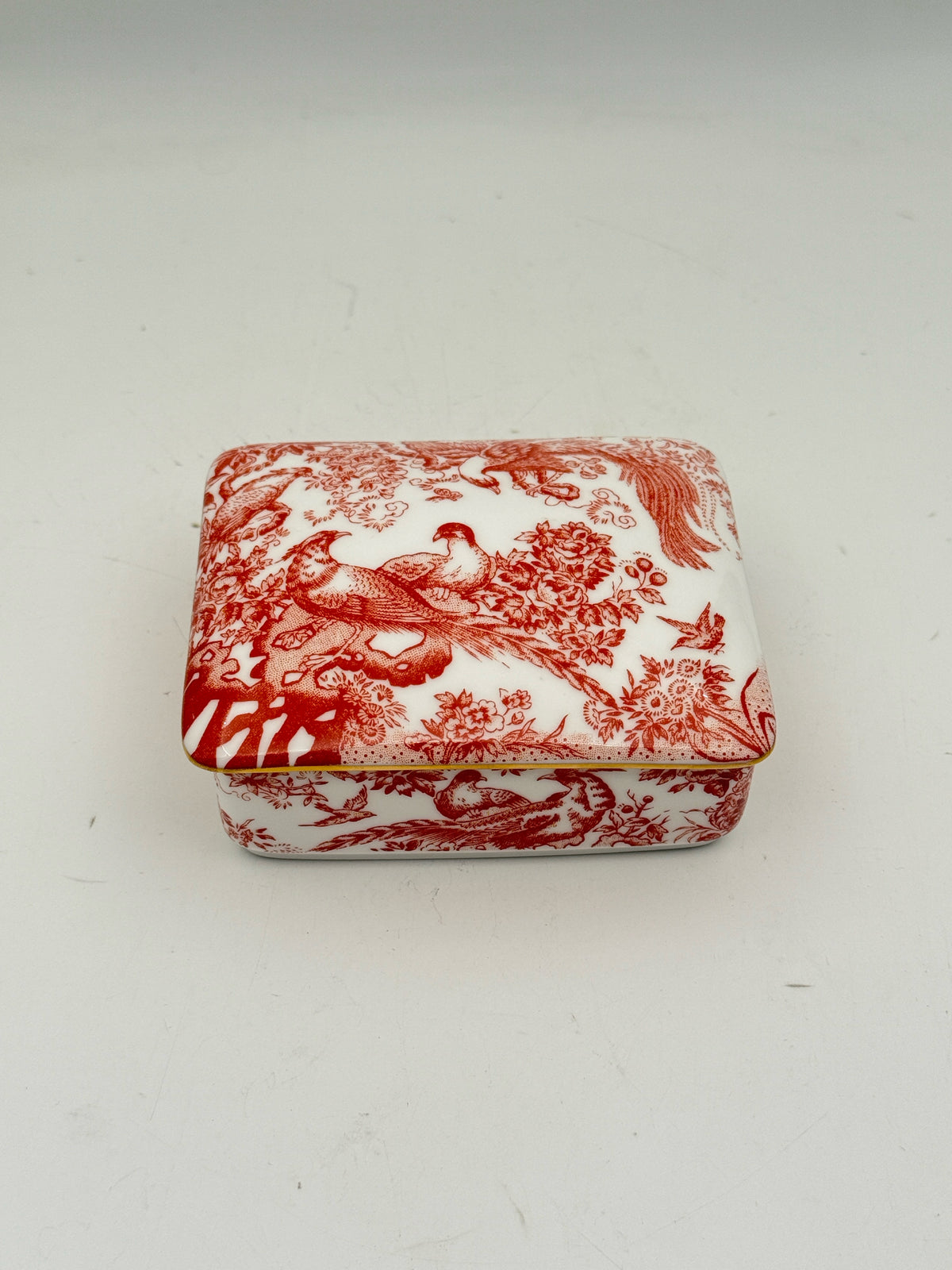 Royal Crown Derby Red Aves Box