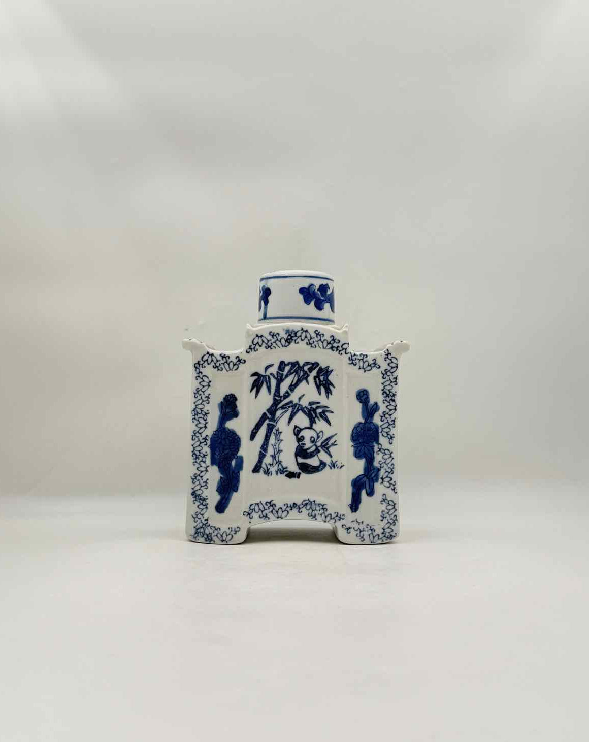 Vintage Chinese Blue Porcelain Panda Bamboo Tea Caddy Lid Storage Jar