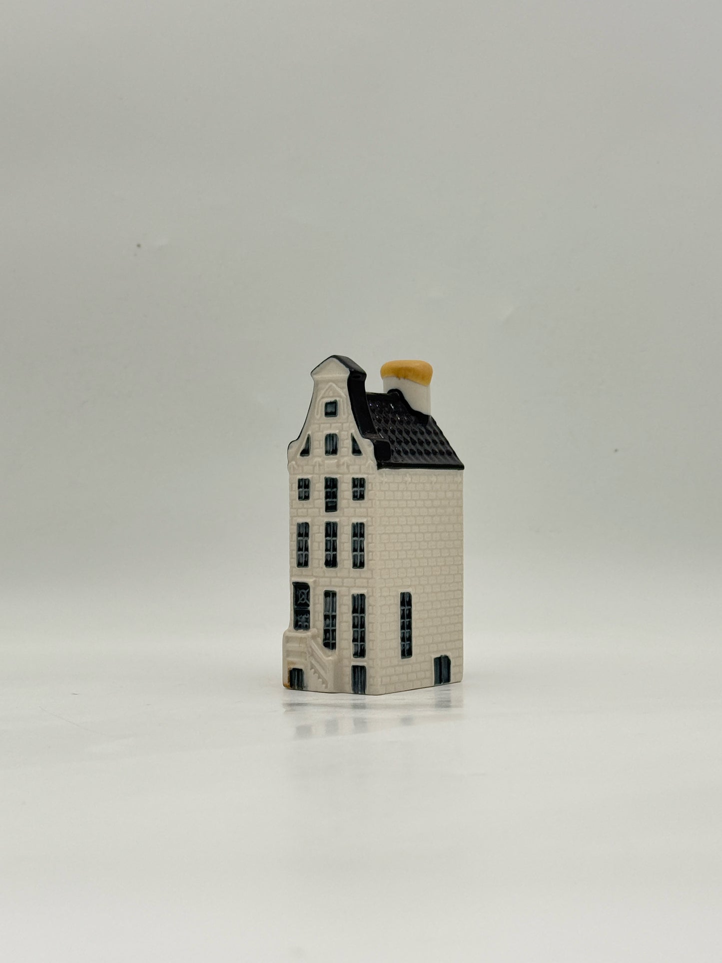 KLM Delft Blue House #38