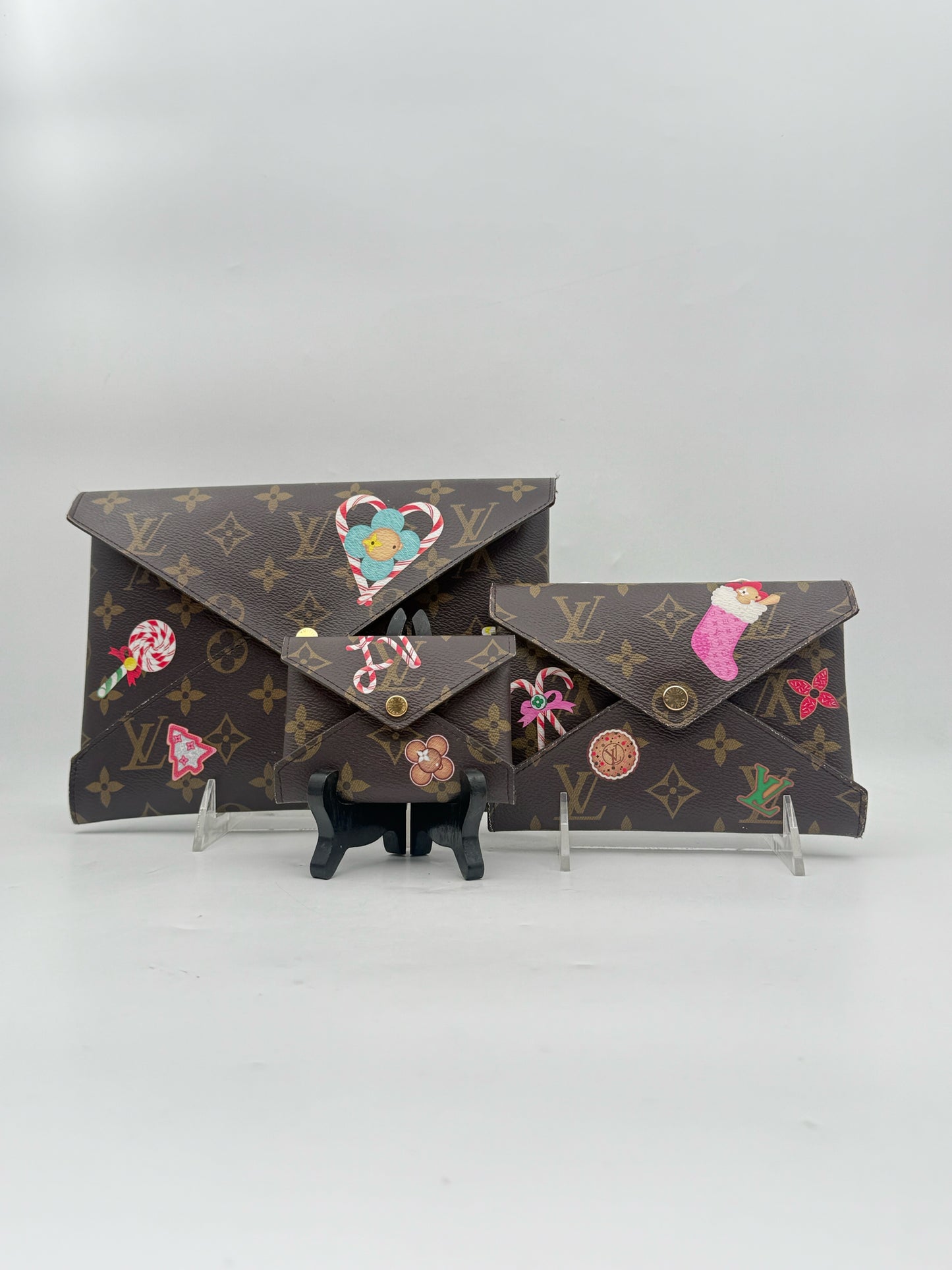 Louis Vuitton Kiragami Limited Edition Christmas Pouch Set
