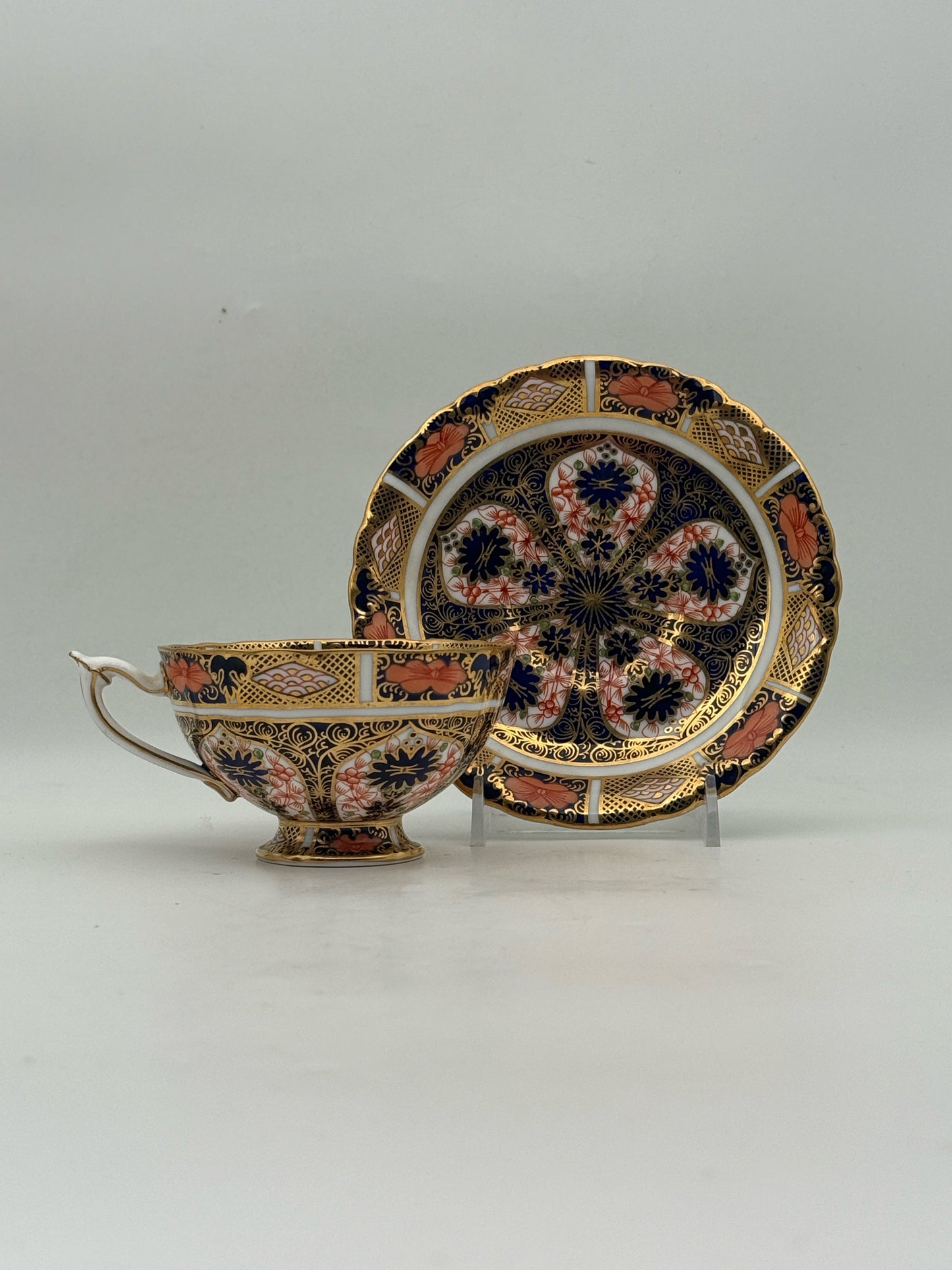 Royal Crown Derby Imari 4021 Pattern Teacup And Saucer