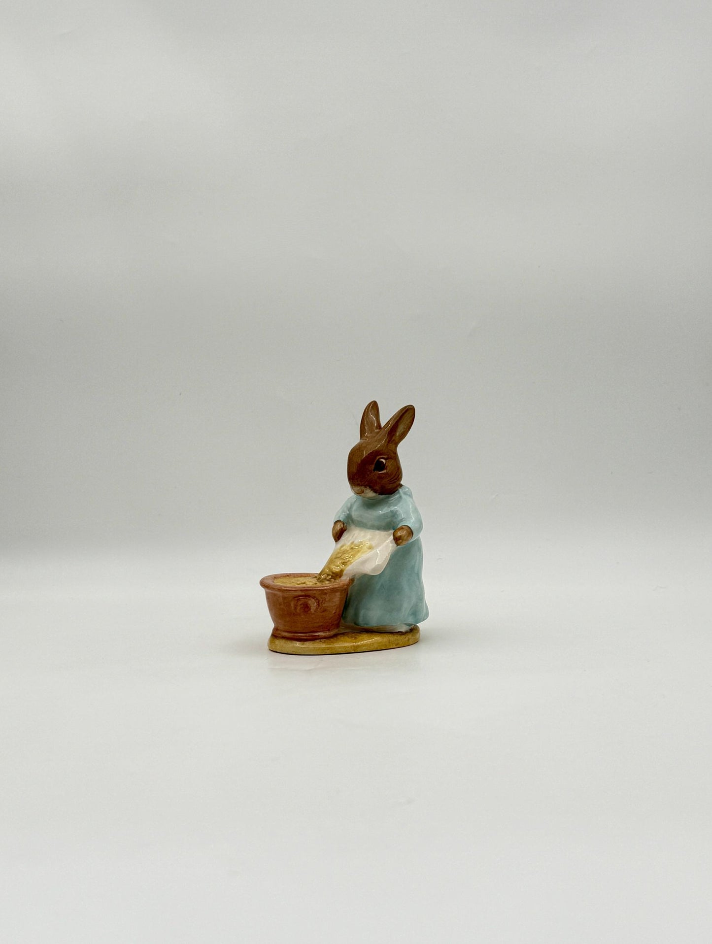 Beatrix Potter “Cecily Parsley” Porcelain Figurine – Beswick England