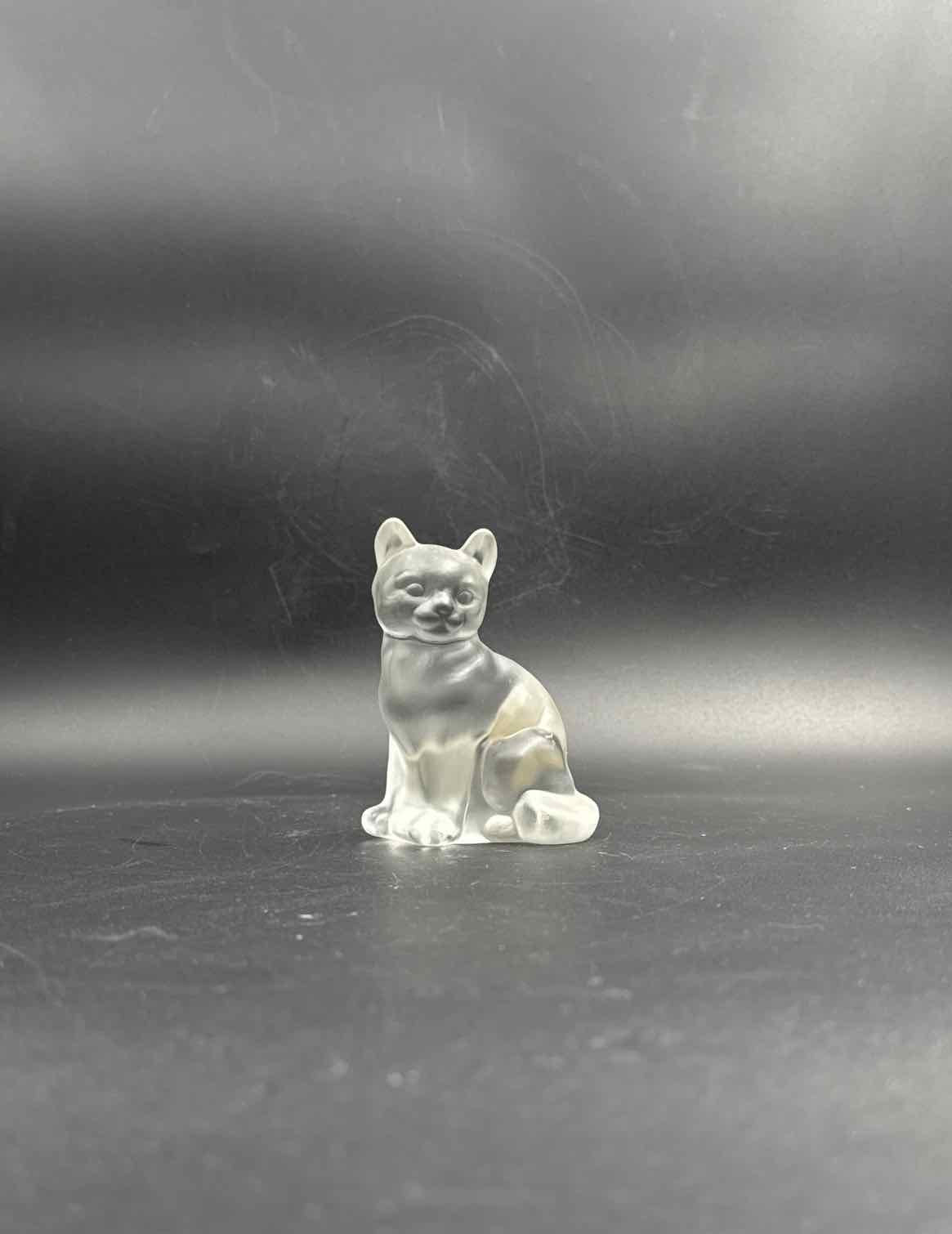 Vintage Fenton Glass Cat Figurine Paperweight Frosted Art Glass Decor