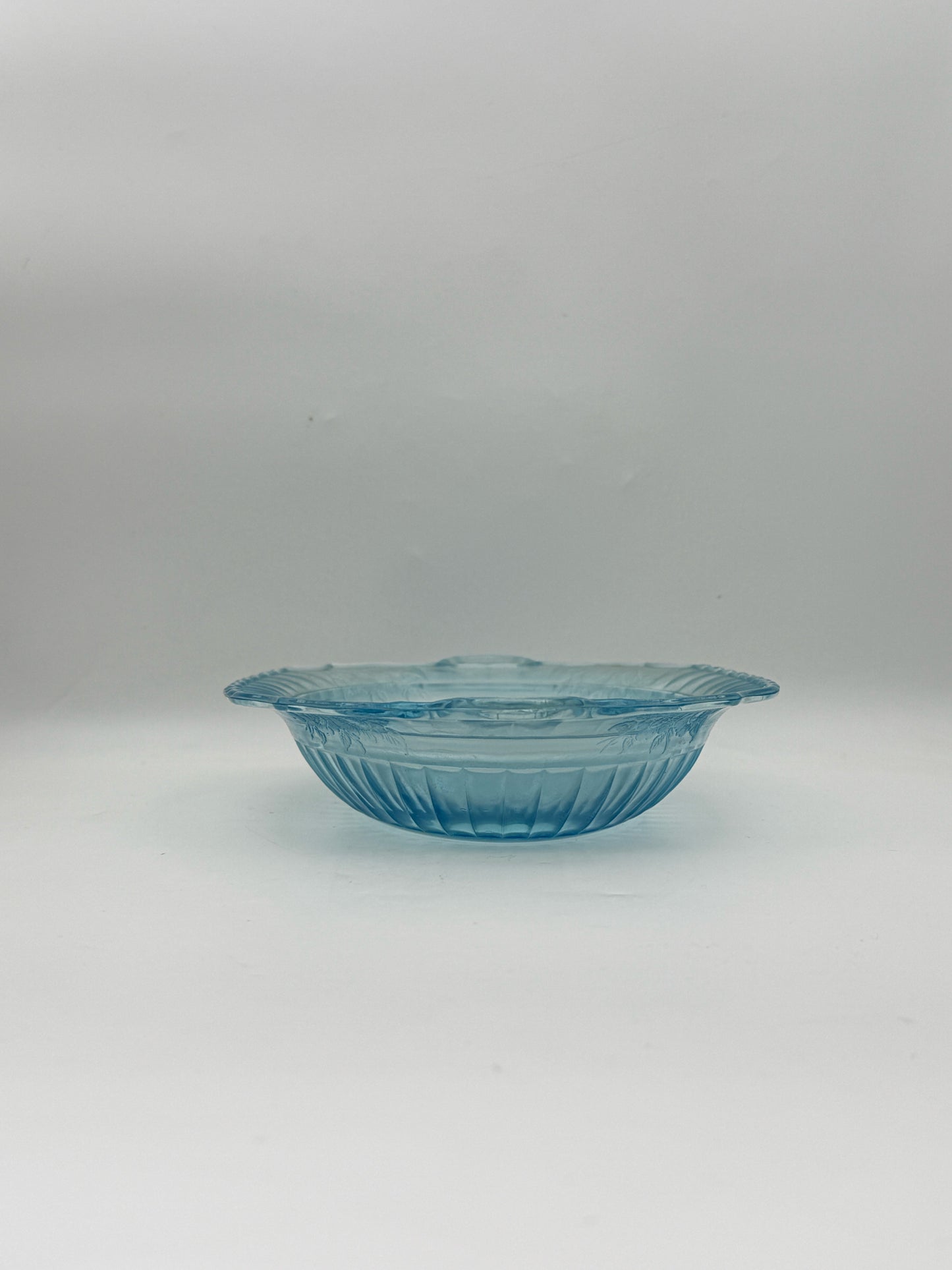 Anchor Hocking Mayfair Blue Vegetable Serving Bowl