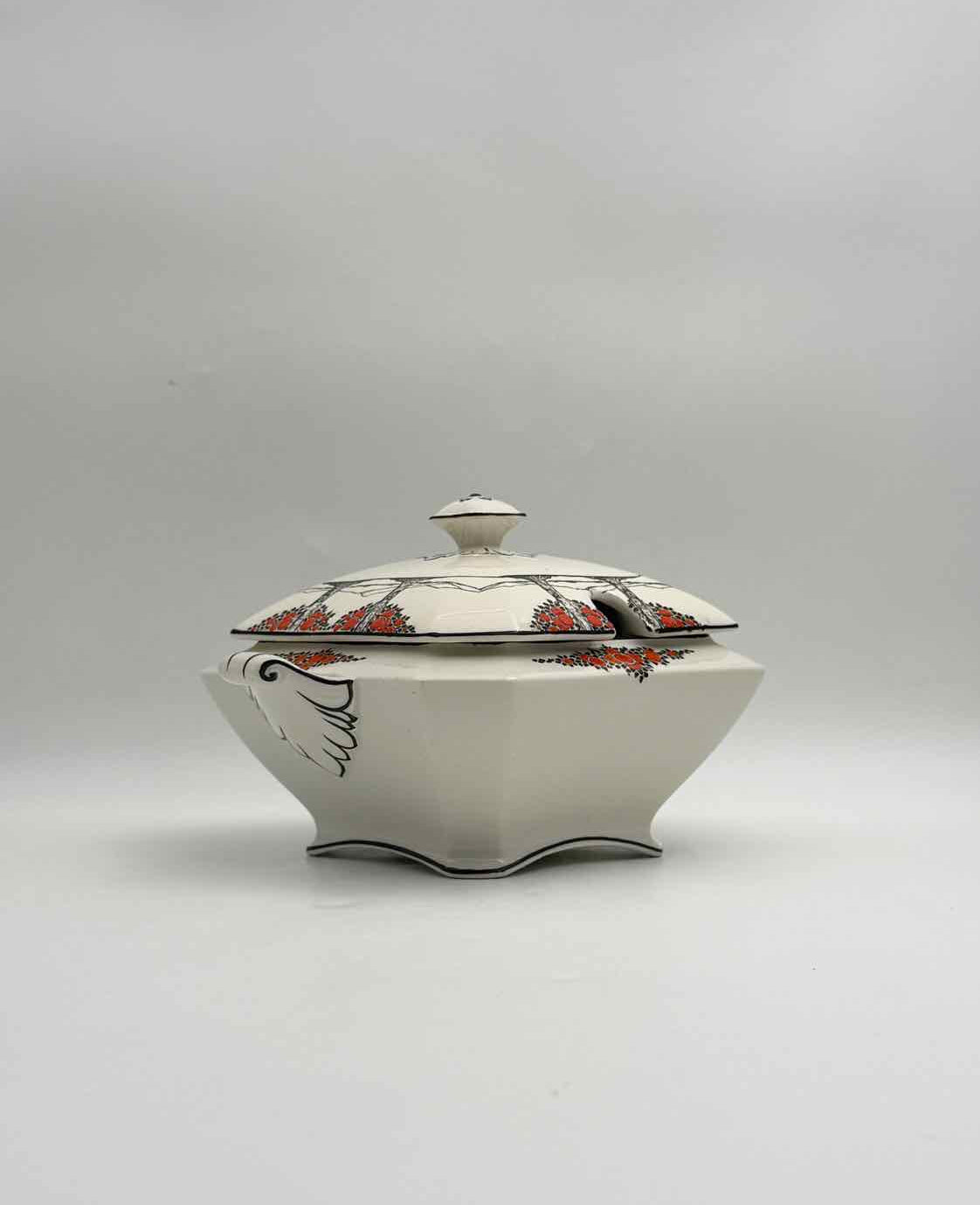 Antique Crown Ducal Orange Tree Covered Sugar Bowl c 1930 England