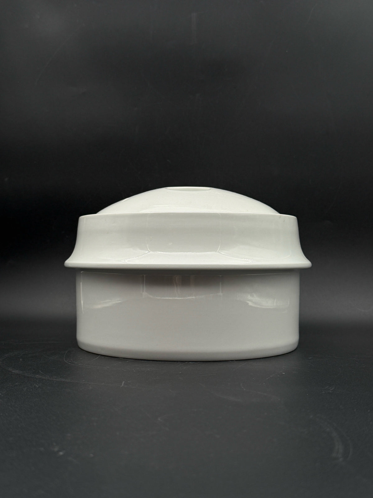 Swissr Lagenthal Round Covered Vegetable Dish