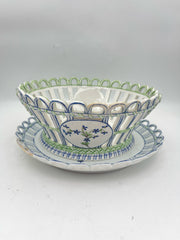 Niderville Scalloped  Bowl with underplate