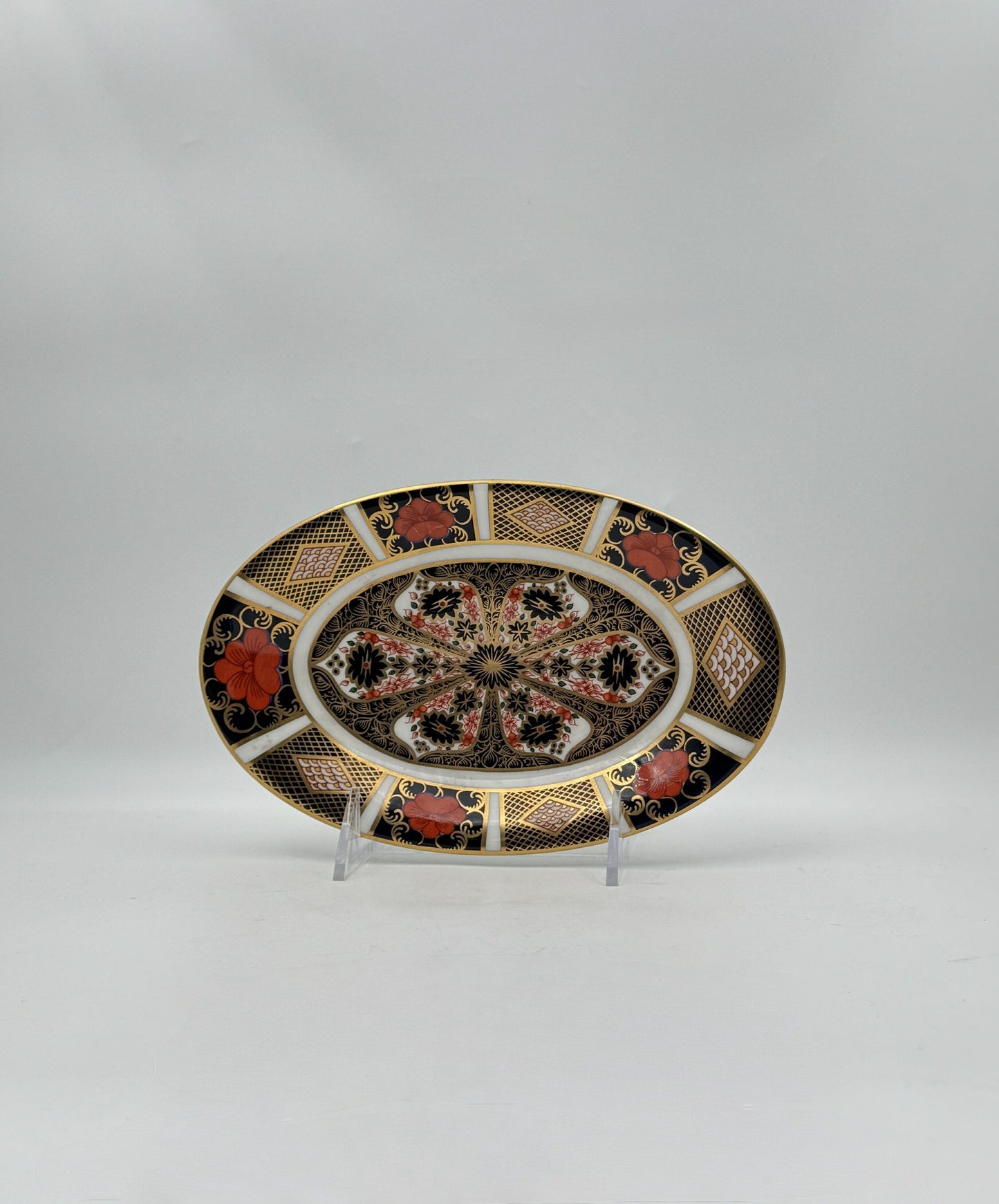 Royal Crown Derby Imari Style Oval Plate – England, Pattern 1128