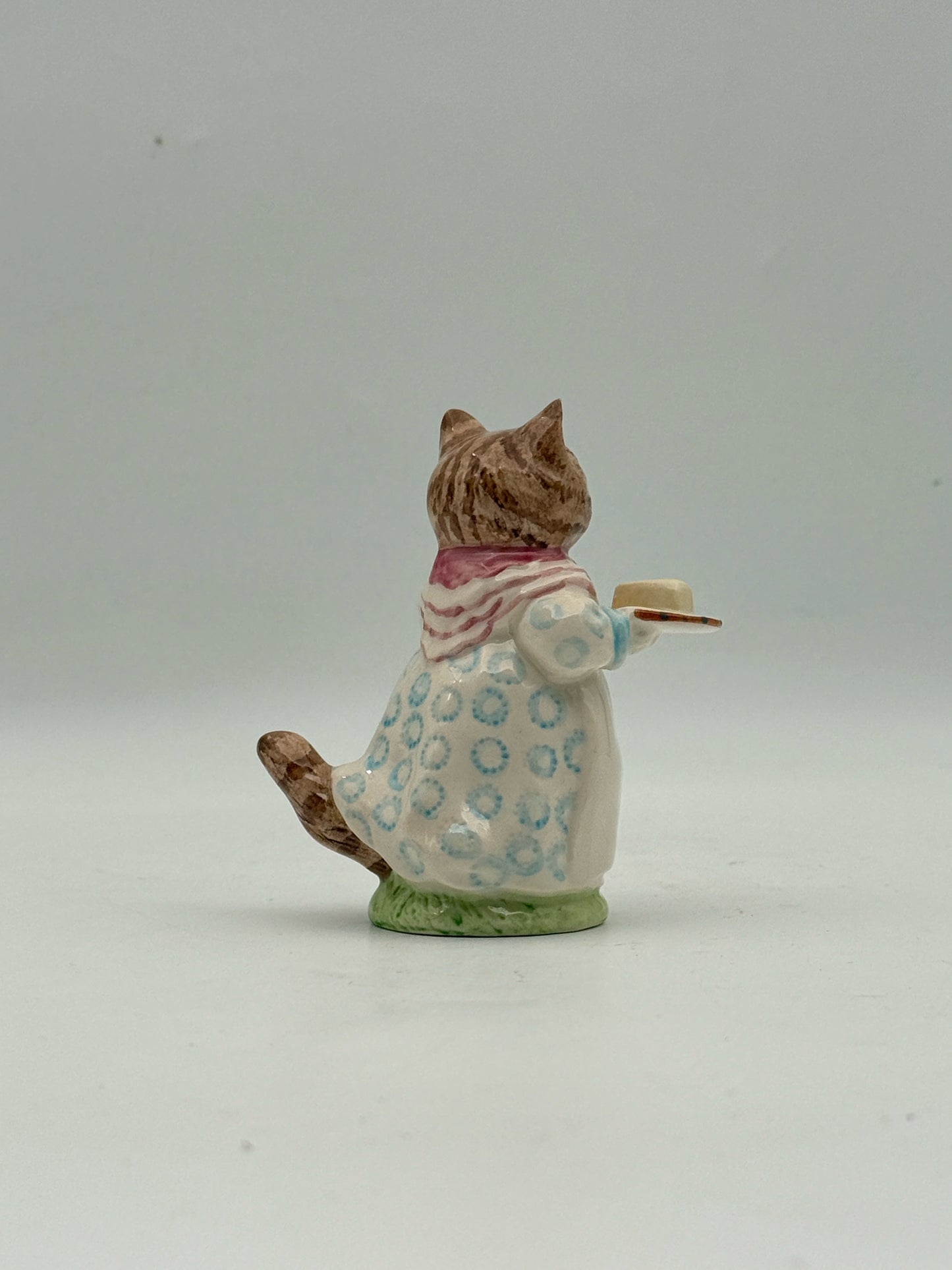 Royal Albert Beatrix Potter Figurine- Mrs Ribby
