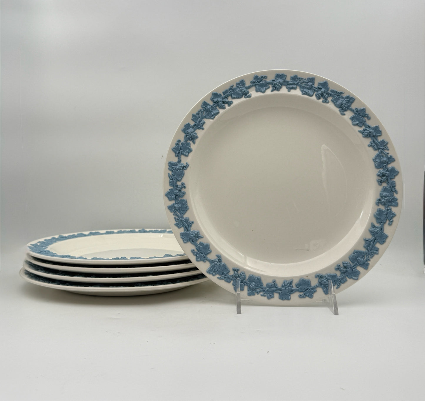 Wedgwood Lavender On Cream Set Of Five Dinner Plates