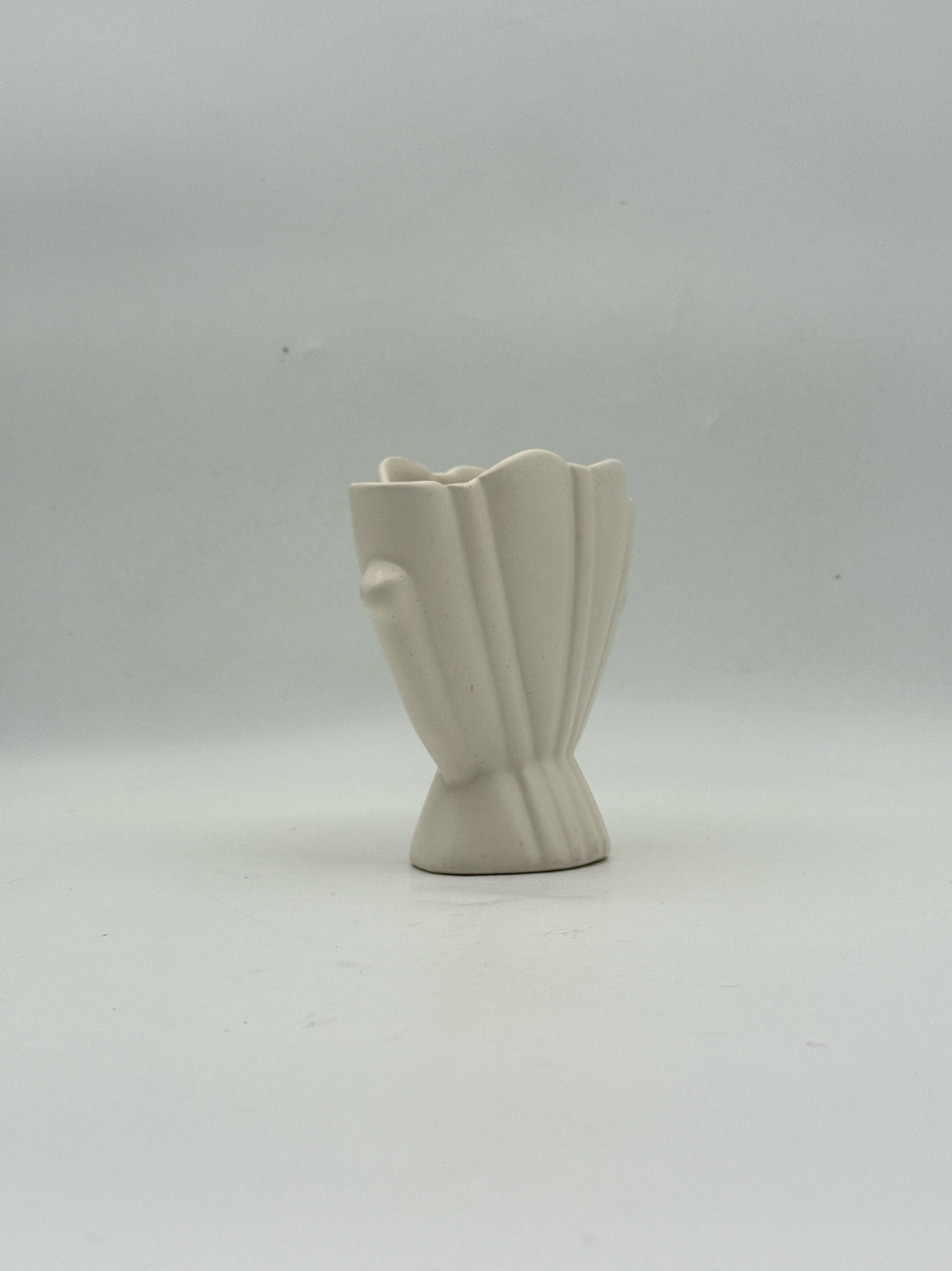 Mid Century Bauer White Fan Vase