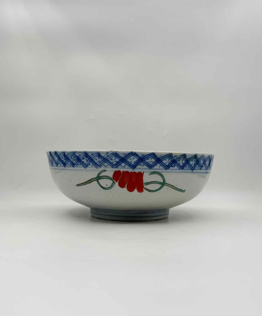 Vintage 1940s Chinese Export Hand Painted Porcelain Bowl Republic Era