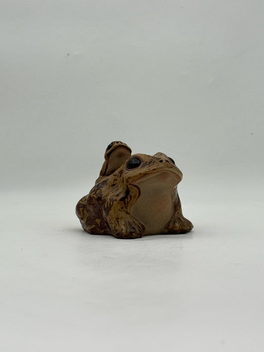 Japanese Shigarako Style Frog Figurine