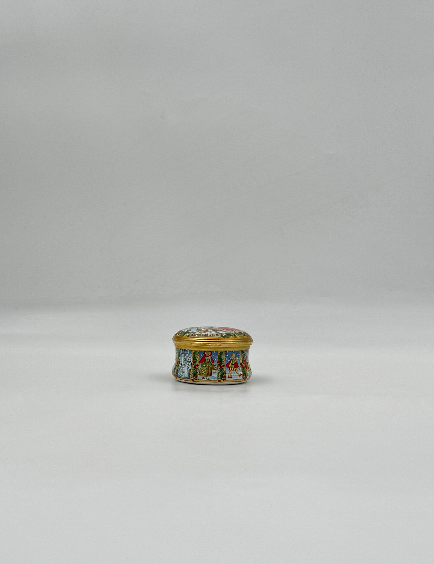 Halcyon Days Enamel Box “Home Is Where the Heart Is” – England