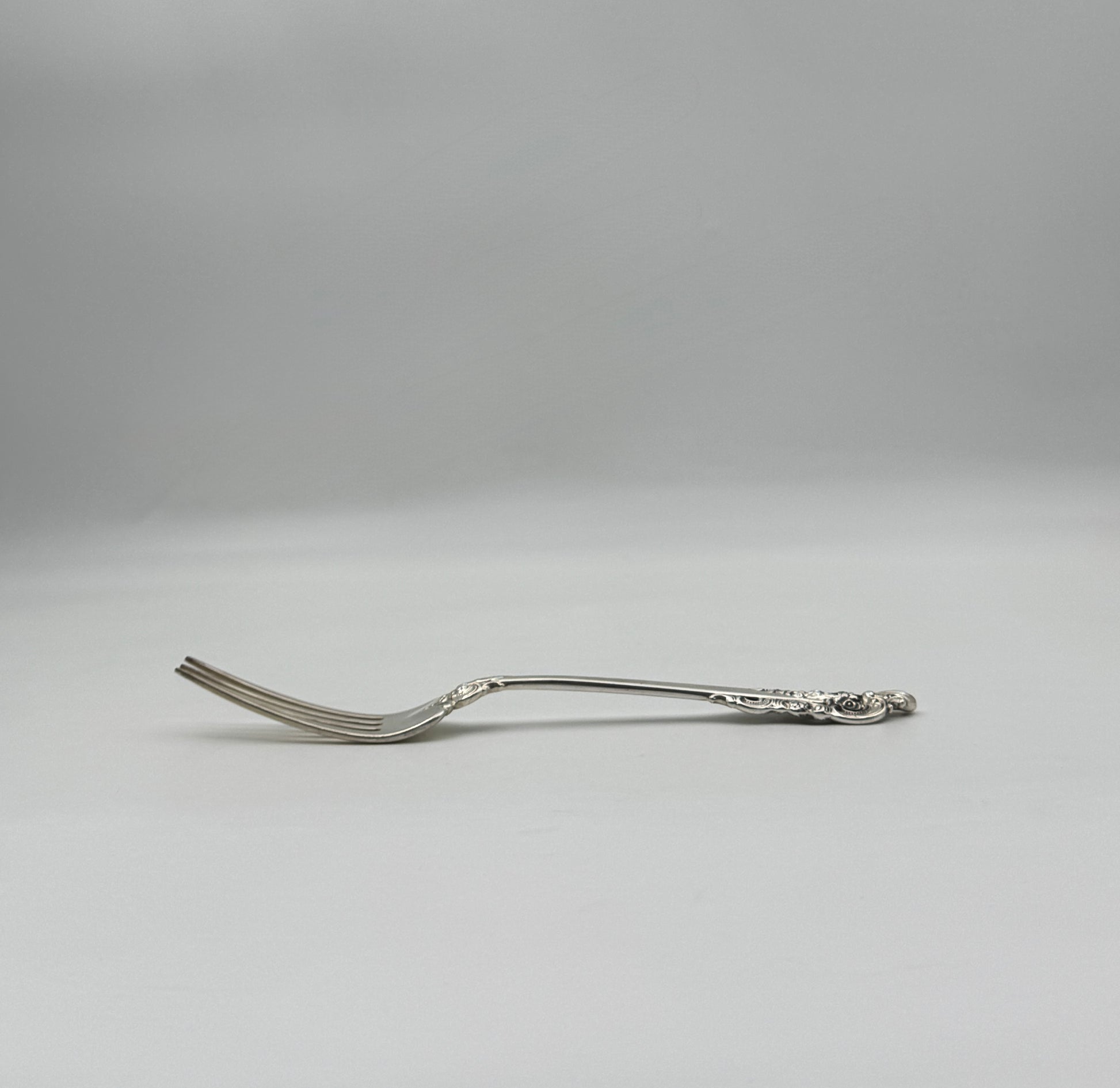 Set of 6 Wallace Sterling Silver Dinner Forks “Grande Baroque” Pattern