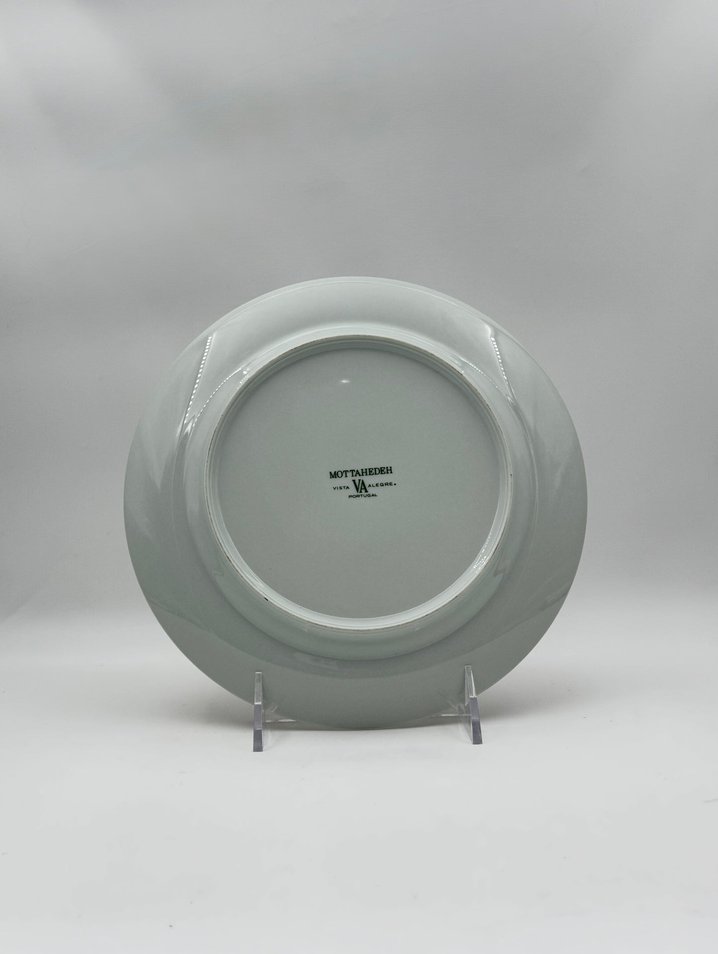 Elegant Set of 6 Mottahedeh “Golden Butterfly” Salad Plates – Portugal