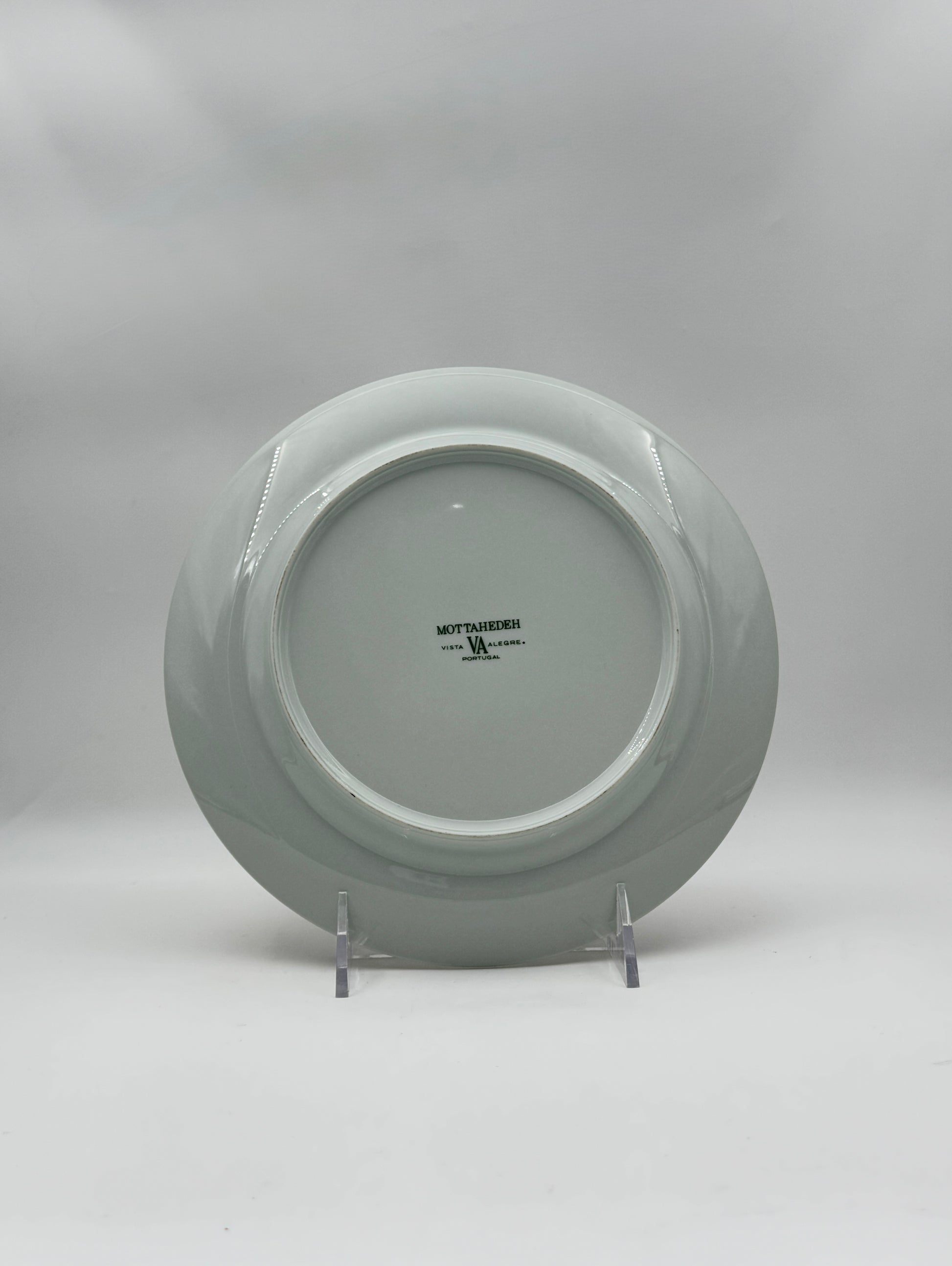 Elegant Set of 6 Mottahedeh “Golden Butterfly” Salad Plates – Portugal