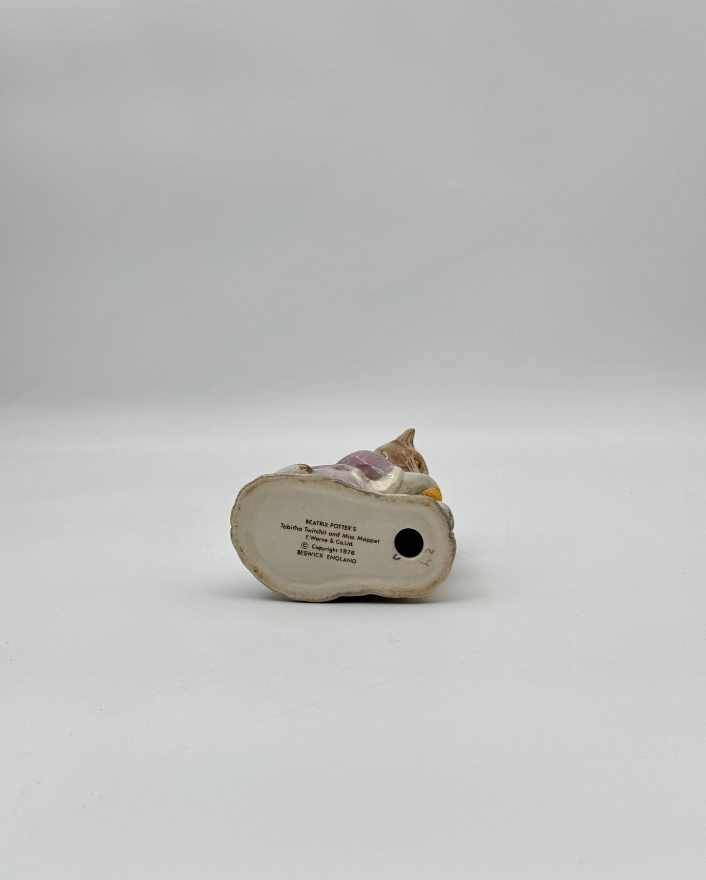 Beatrix Potter “Tabitha Twitchit & Miss Moppet” Figurine – Beswick England