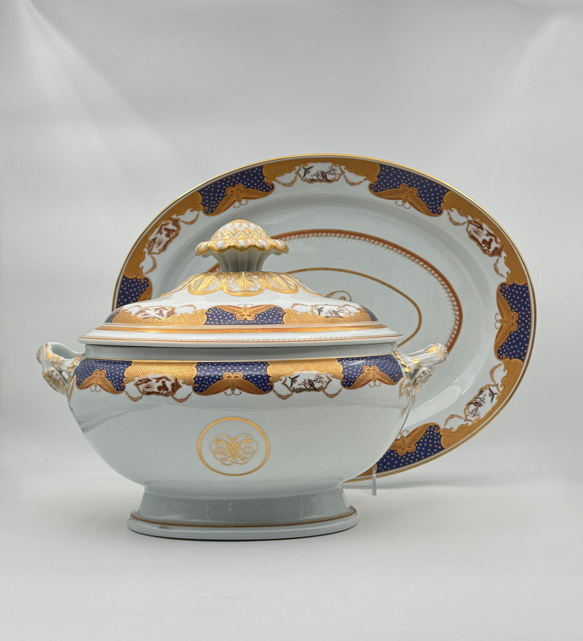 Elegant Mottahedeh “Golden Butterfly” Soup Tureen & Platter – Portugal