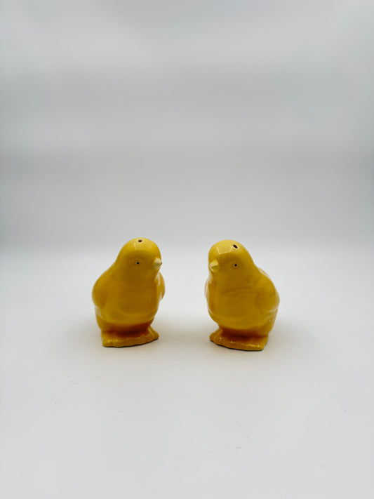 Yellow Ceramic Chick Salt and Pepper Shakers – Adorable Easter or Farmhouse Decor