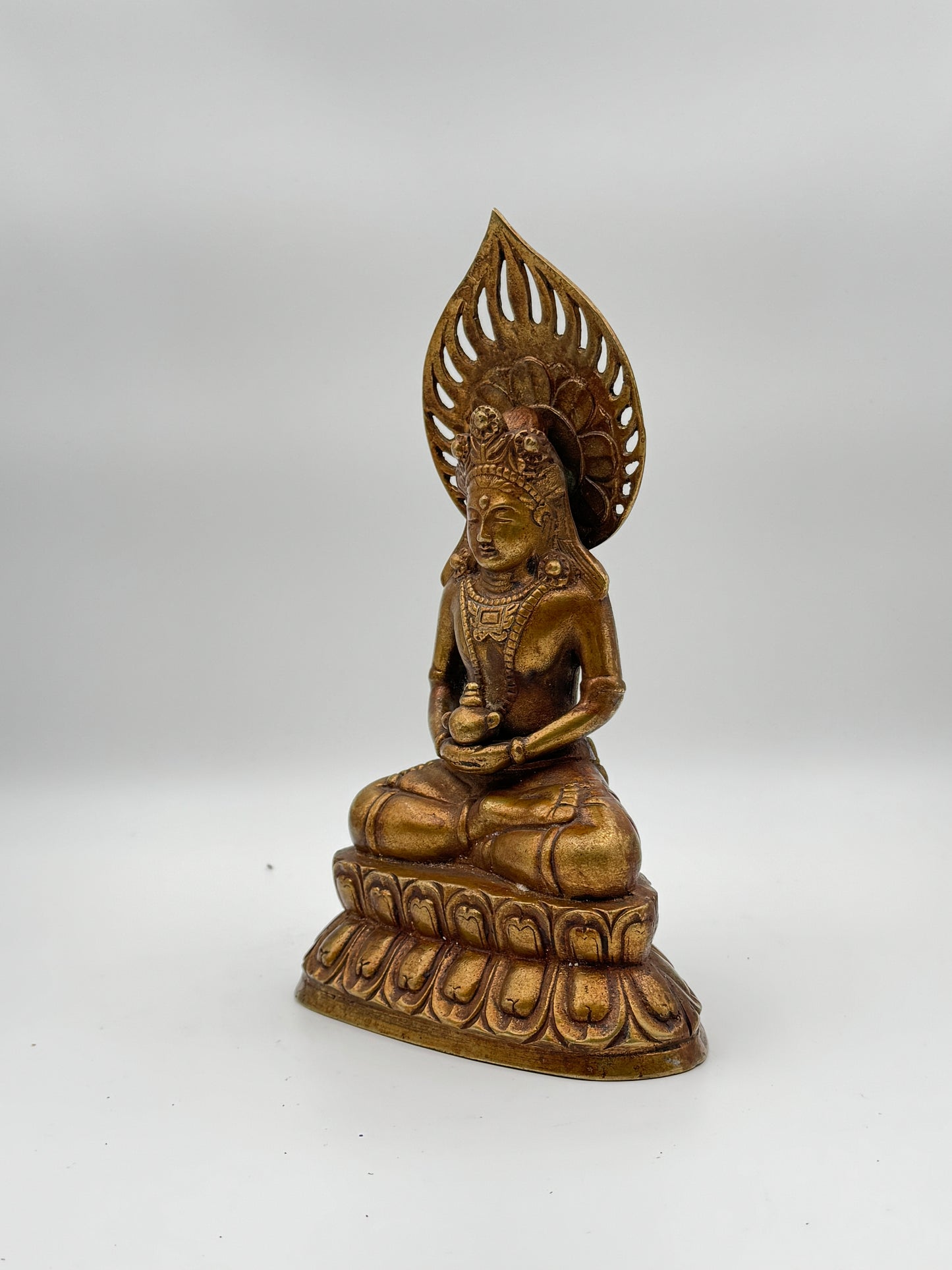 Vintage Chinese Bronze Buddha Statue - Detailed Handcrafted Design, Elegant Lotus Base, Sacred Art Collectible