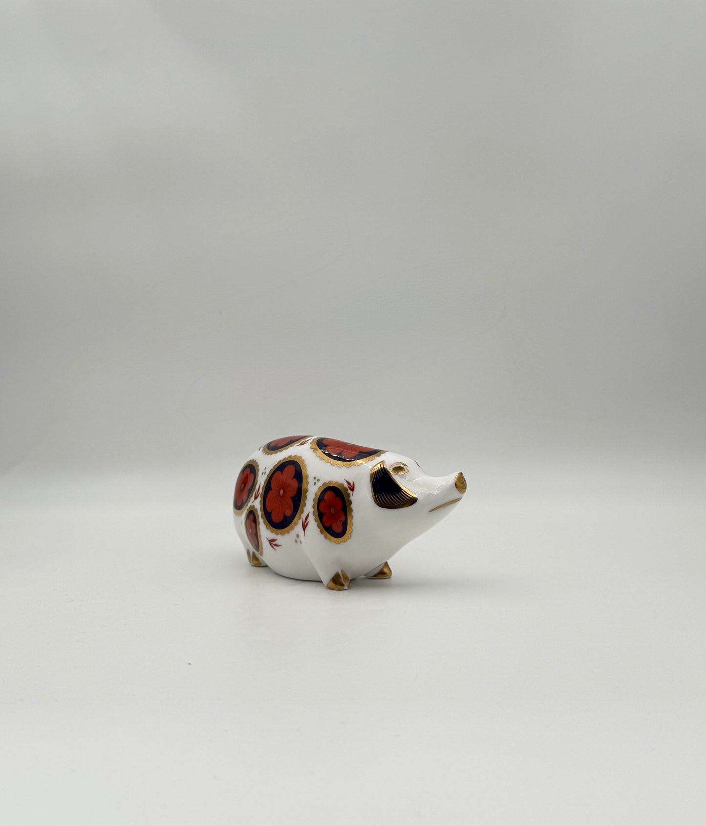 Royal Crown Derby Bone China Pig Figurine – Imari Pattern England