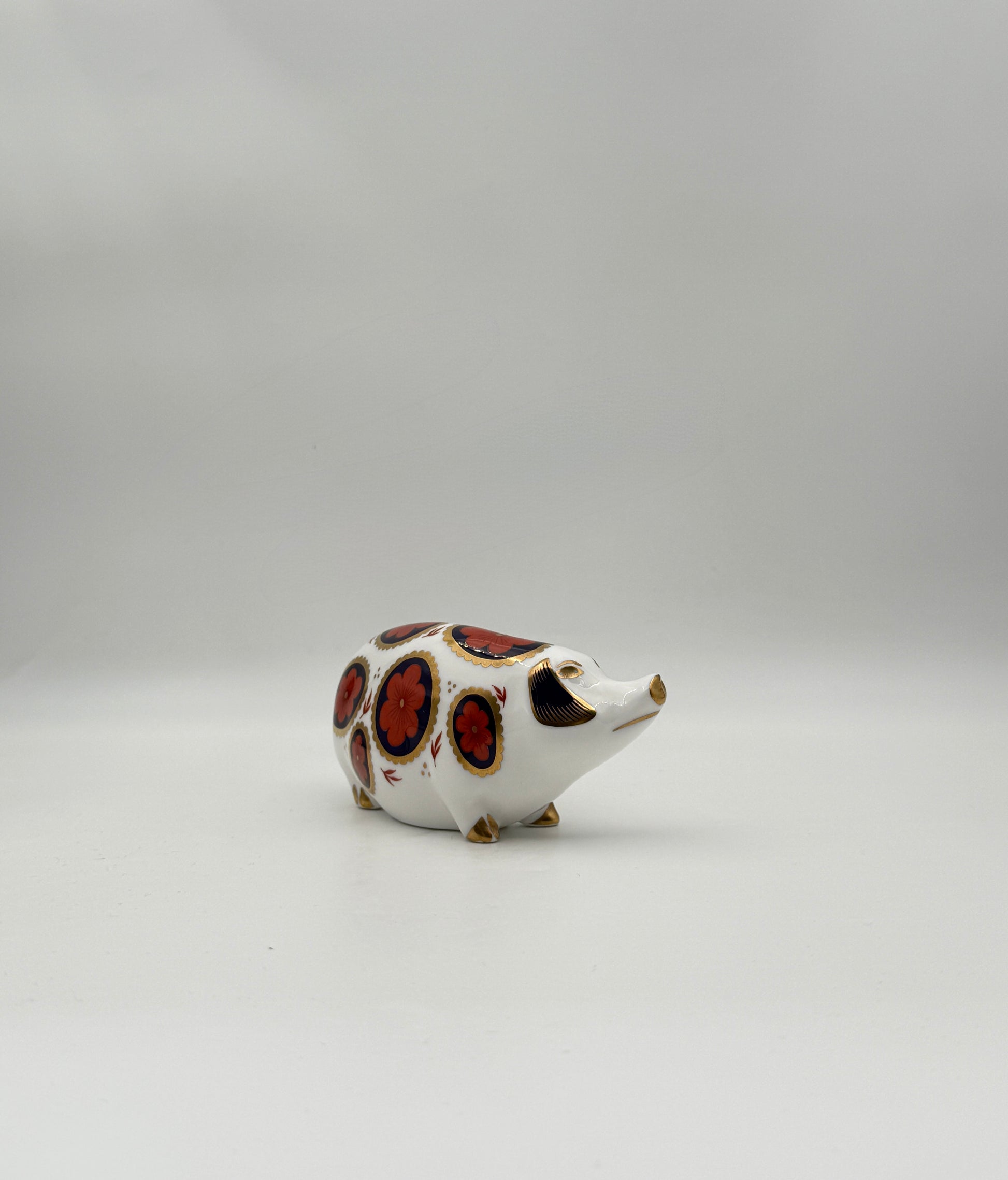 Royal Crown Derby Bone China Pig Figurine – Imari Pattern England