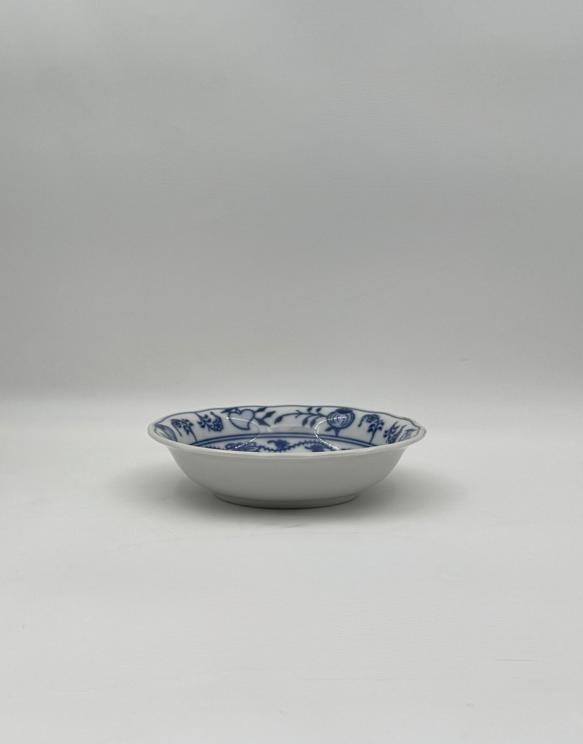German Blue & White Onion (Zwiebelmuster) Small Porcelain Bowl
