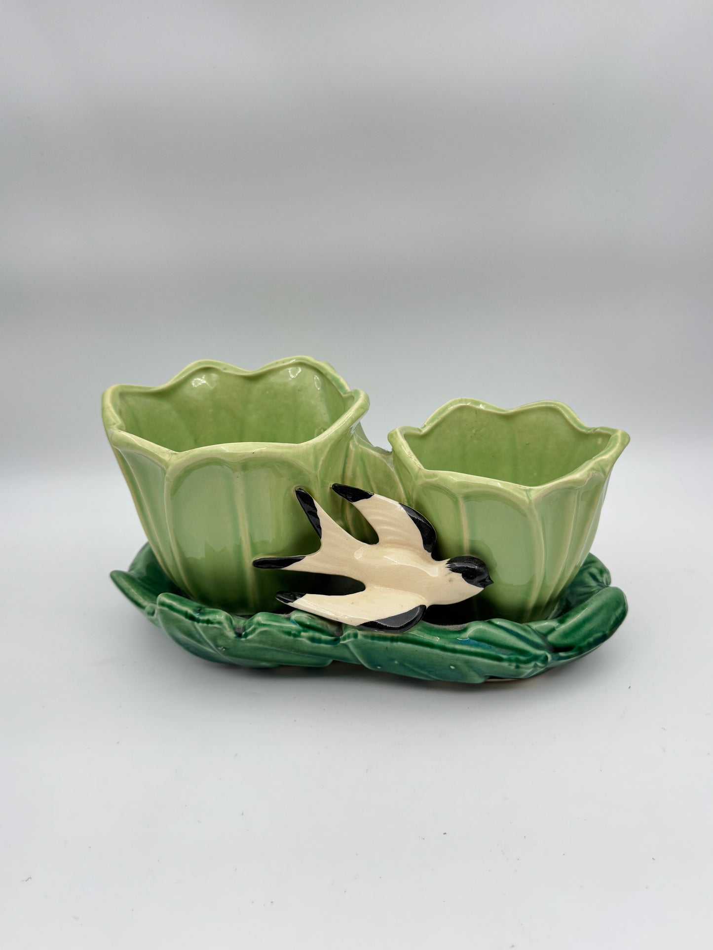 McCoy Double Tulip Planter with Swallow – Green & Yellow, 1948