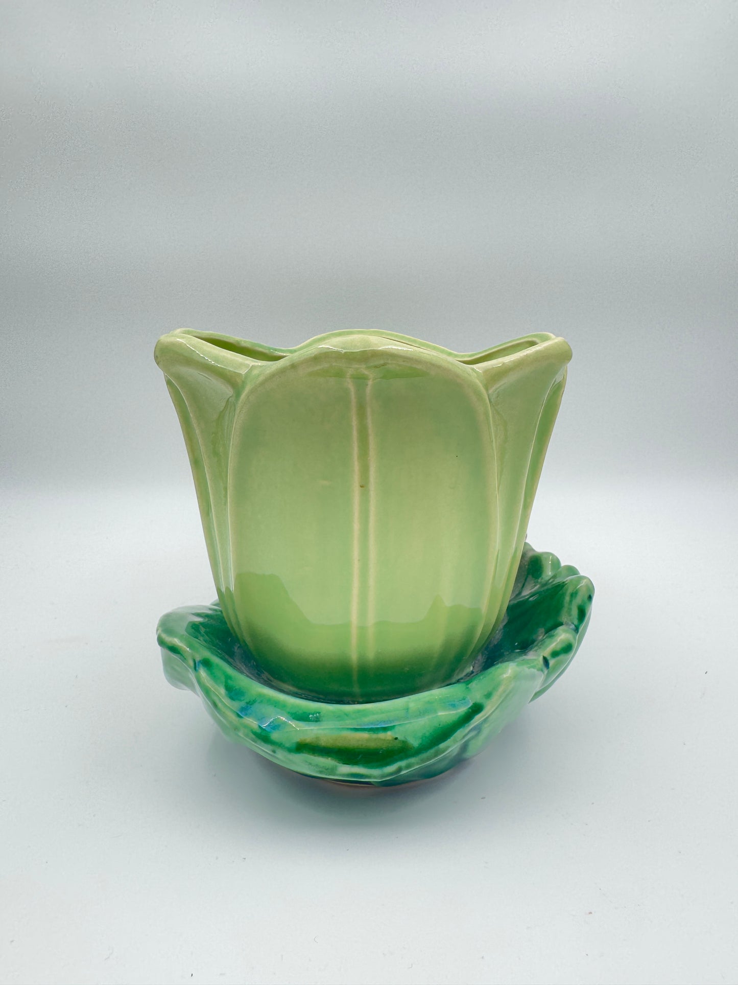 McCoy Double Tulip Planter with Swallow – Green & Yellow, 1948