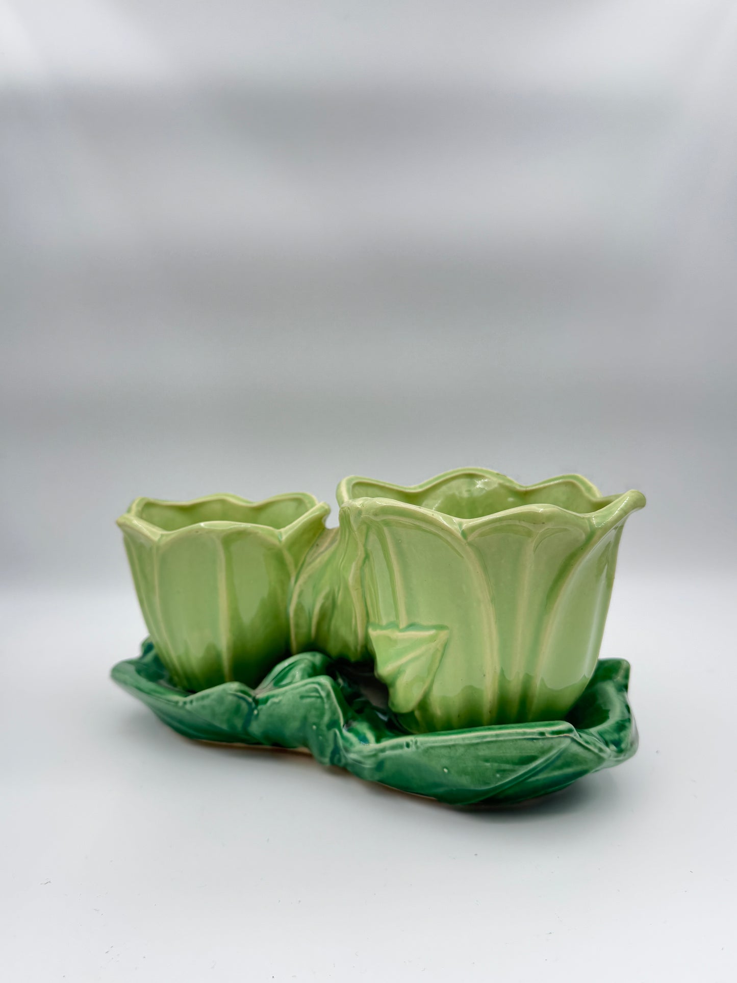 McCoy Double Tulip Planter with Swallow – Green & Yellow, 1948