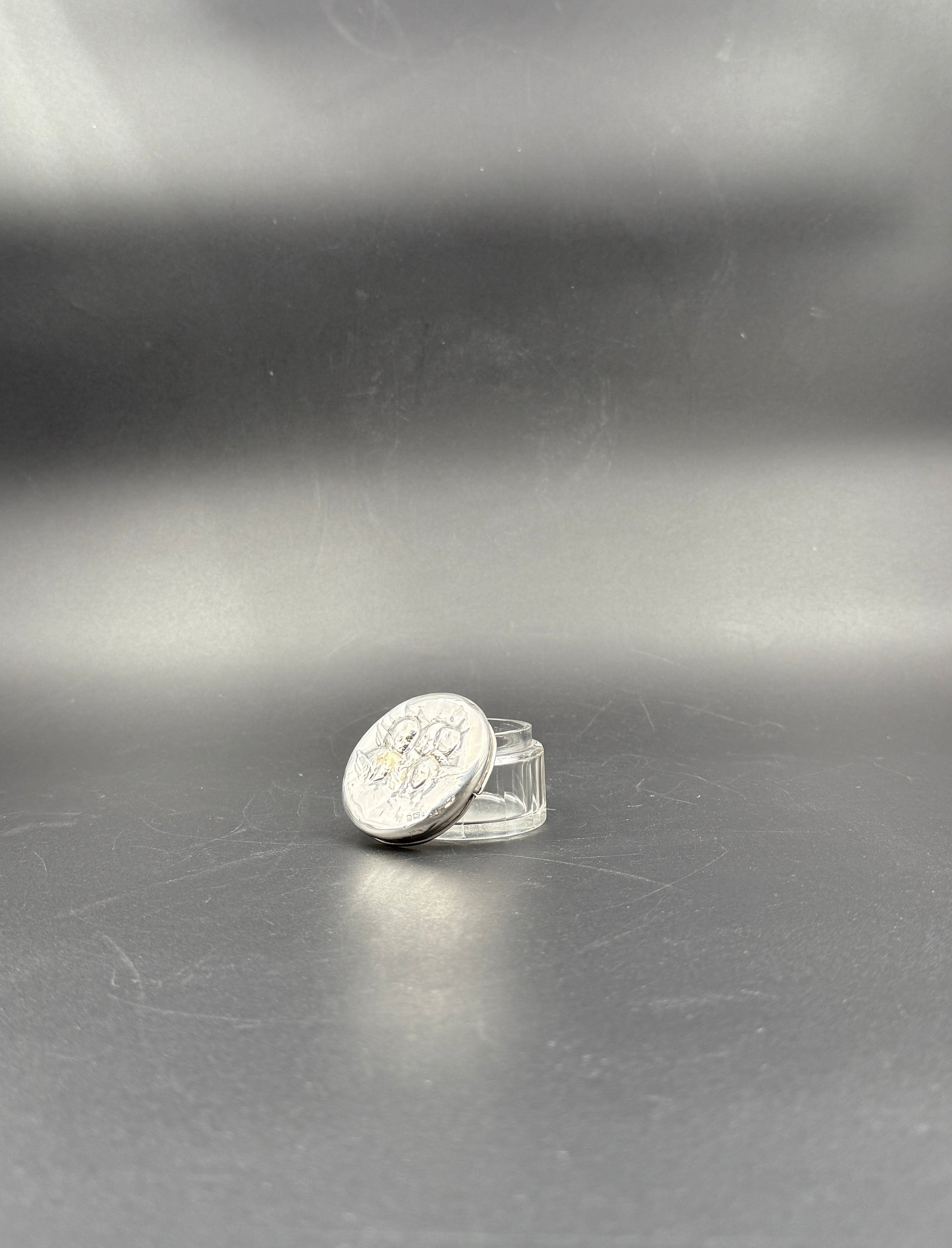 Sterling Silver Lidded Vanity Jar – Birmingham, Angels, c.1906 England