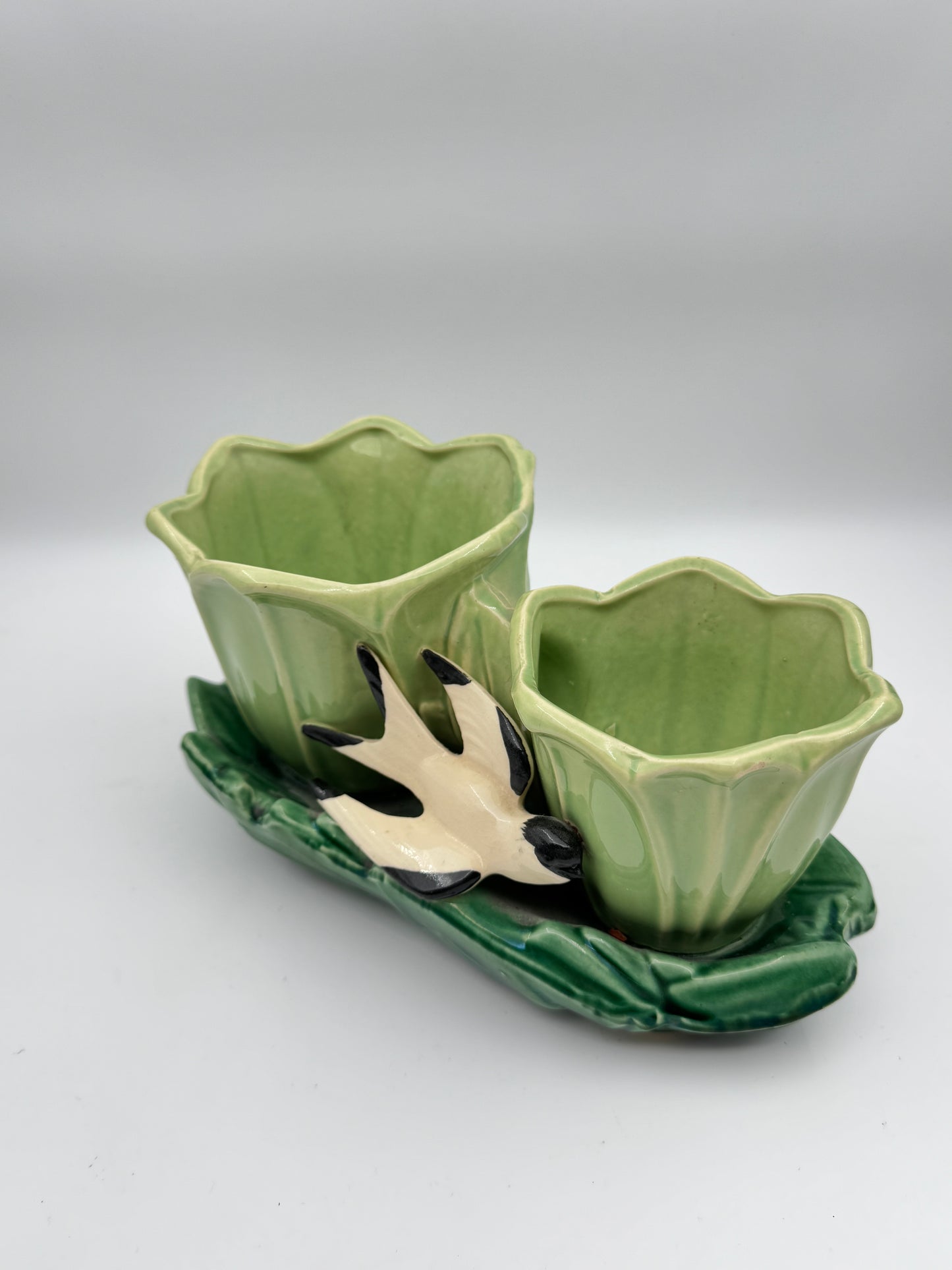 McCoy Double Tulip Planter with Swallow – Green & Yellow, 1948