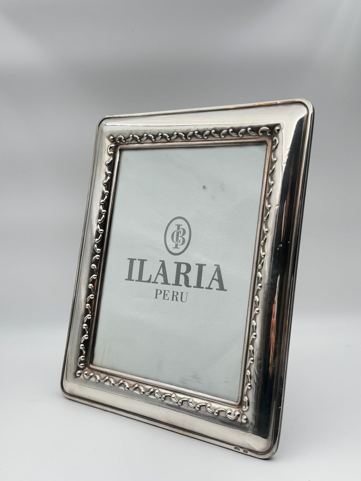 ILARIA Peru Sterling Silver .925 Picture Frame – Elegant Vintage Design