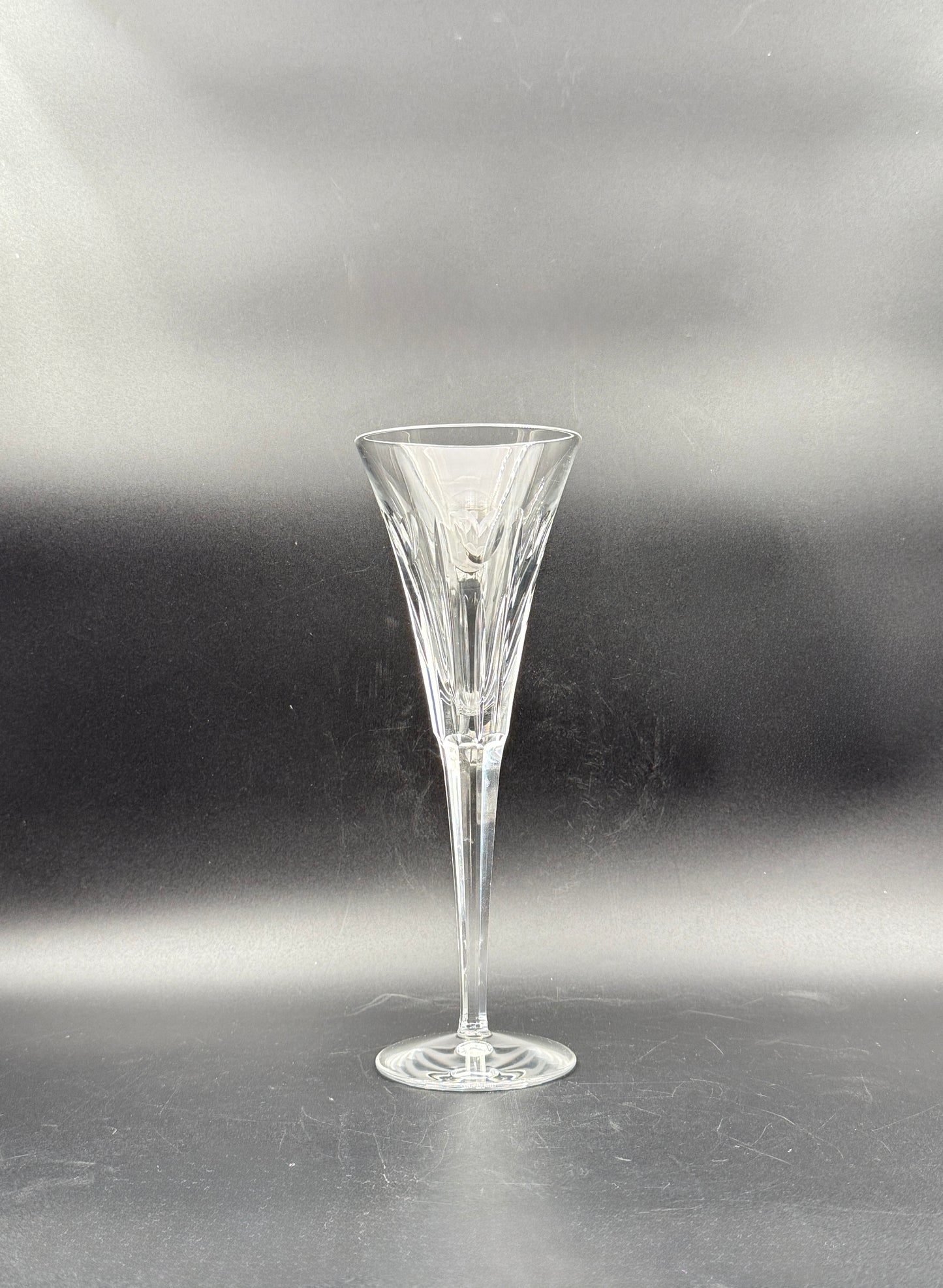 Pair of Millennial Heart Crystal Champagne Flutes – Elegant Set