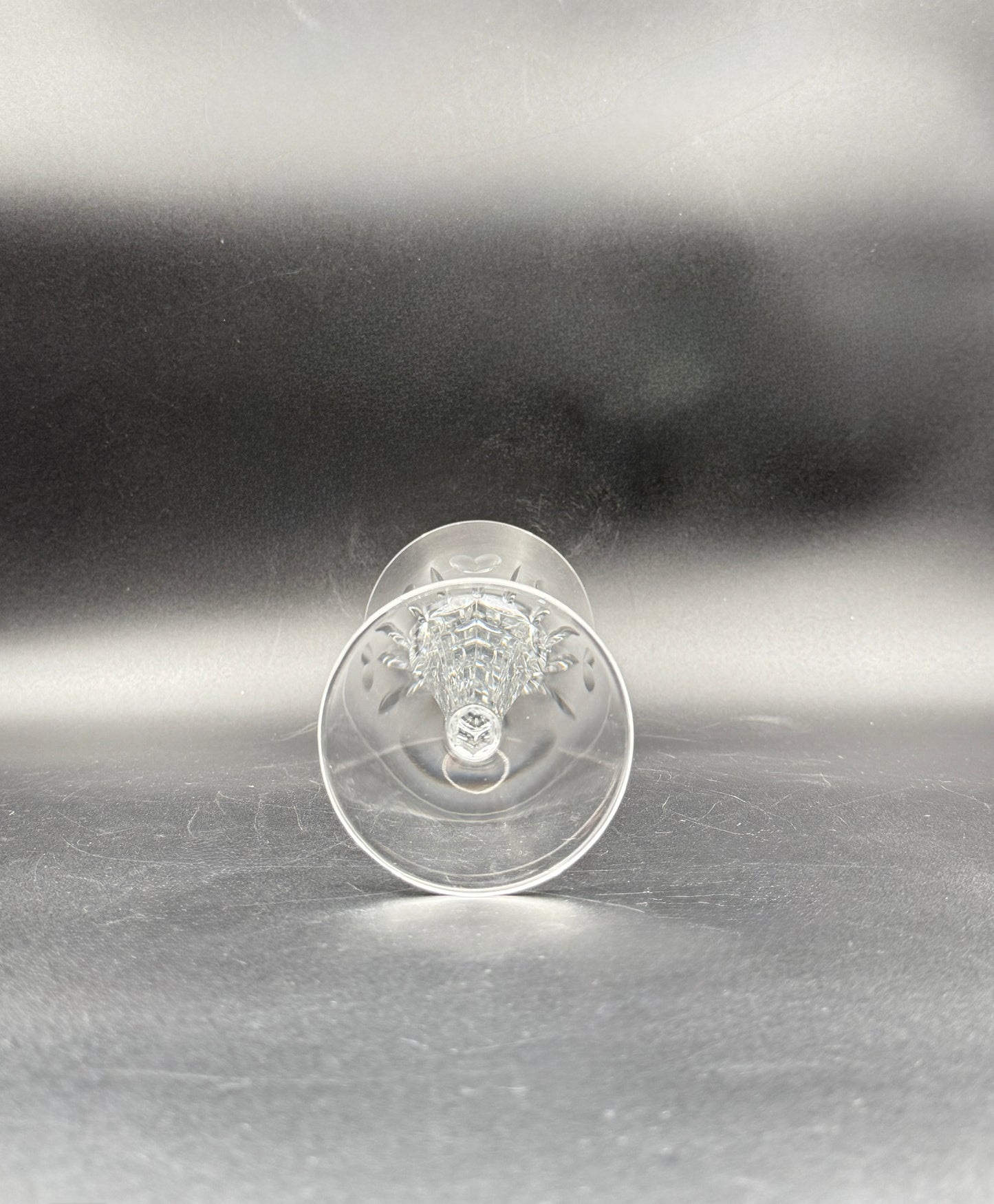 Pair of Millennial Heart Crystal Champagne Flutes – Elegant Set