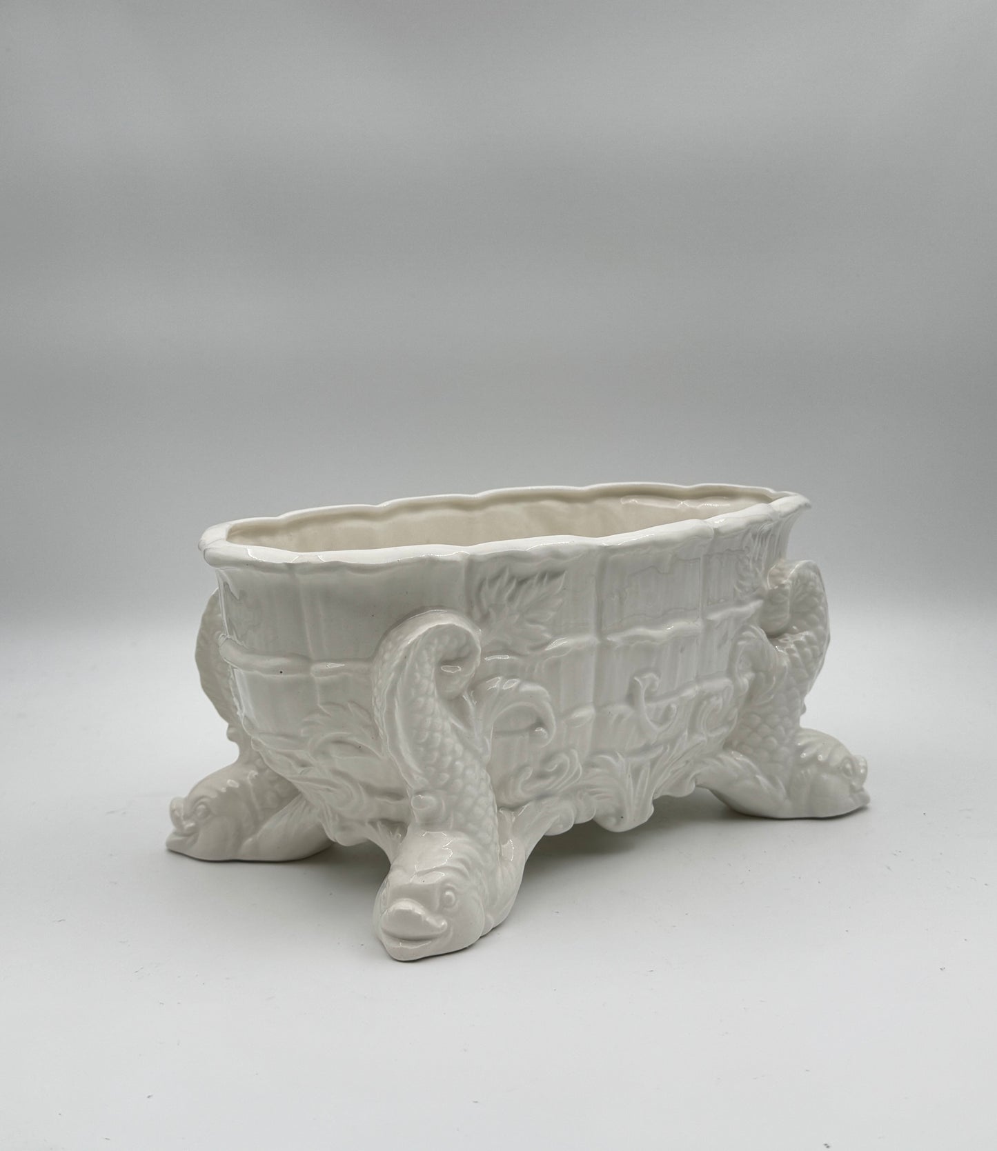 White Ceramic Planter with Ornate Fish Feet – Rococo-Style Jardinière