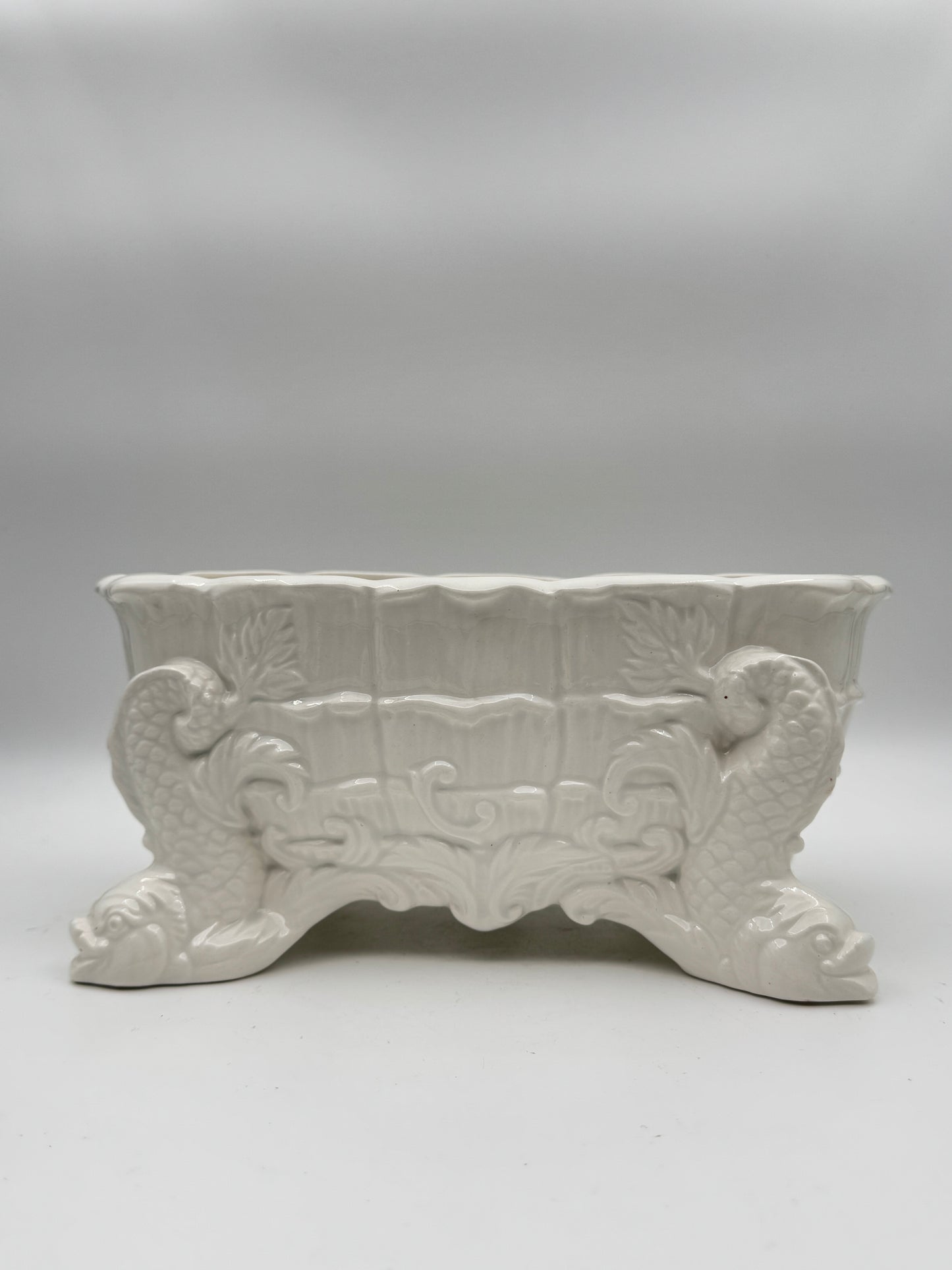 White Ceramic Planter with Ornate Fish Feet – Rococo-Style Jardinière