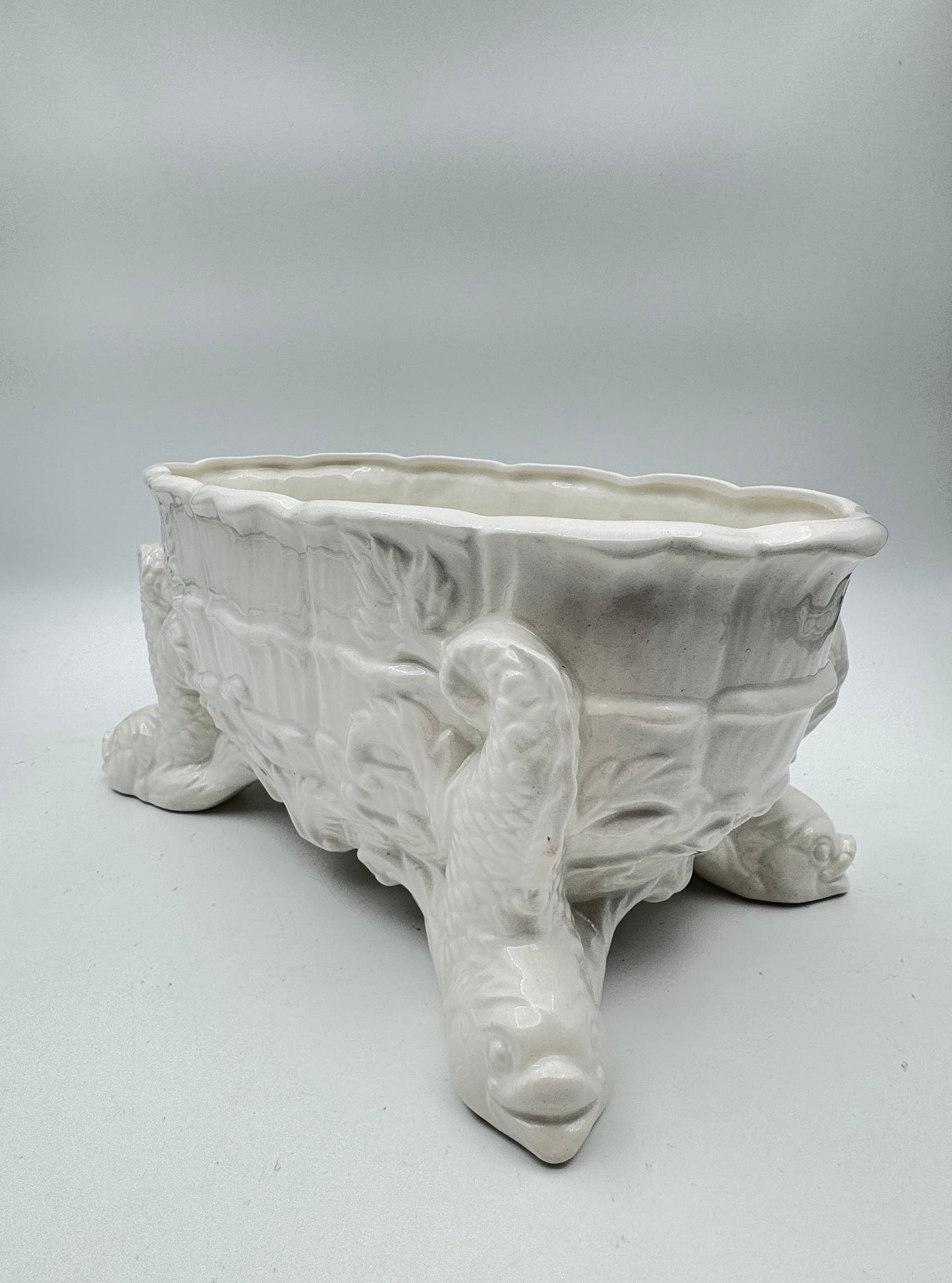 White Ceramic Planter with Ornate Fish Feet – Rococo-Style Jardinière