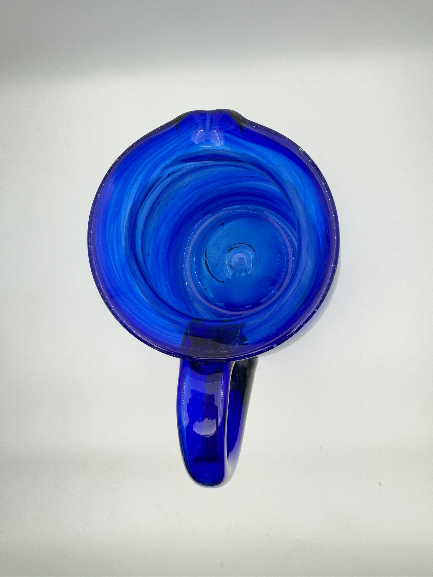 Hand-Blown Cobalt Blue Glass Pitcher – Elegant Art Glass Water Jug