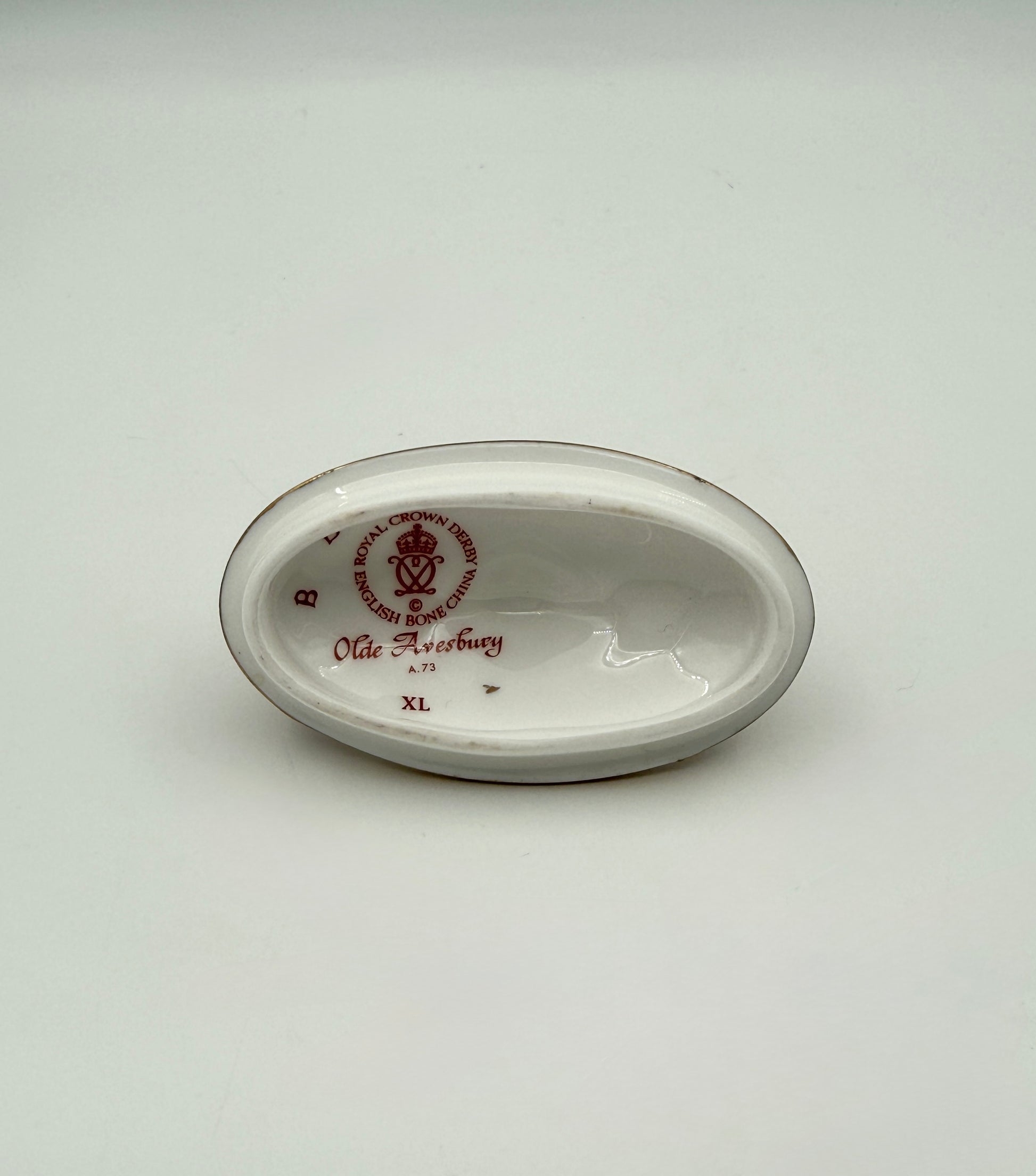 Royal Crown Derby “Olde Avesbury” Cream & Sugar Set – Vintage Pair