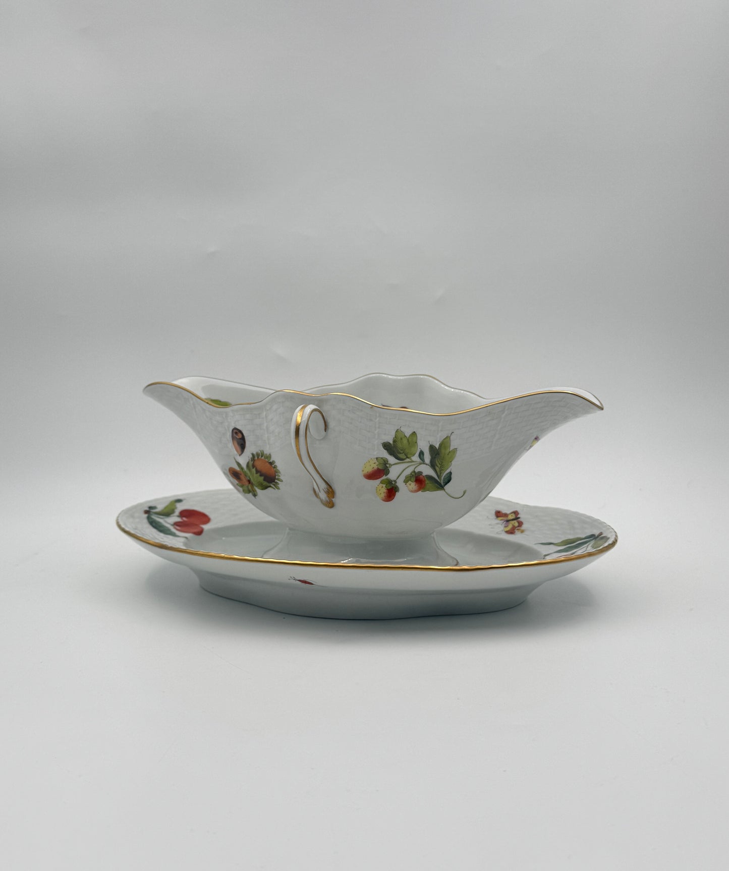 Herend Market Garden Gravy Boat with Attached Underplate – Handpainted Porcelain, Hungary
