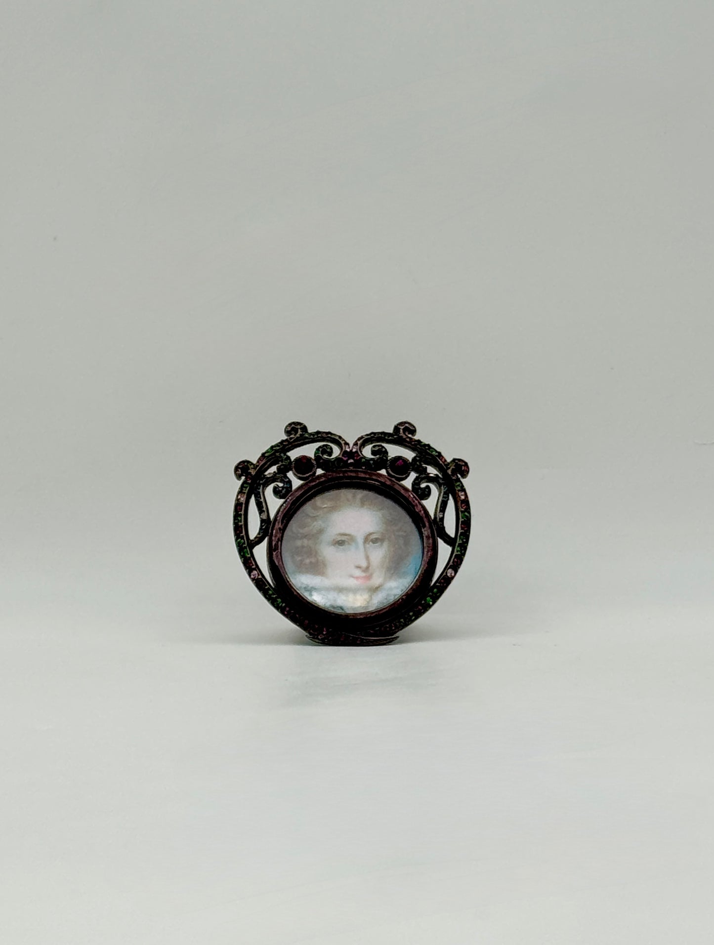 Jay Strongwater Heart Mini Frame Swarovski Crystals Pink Red Green