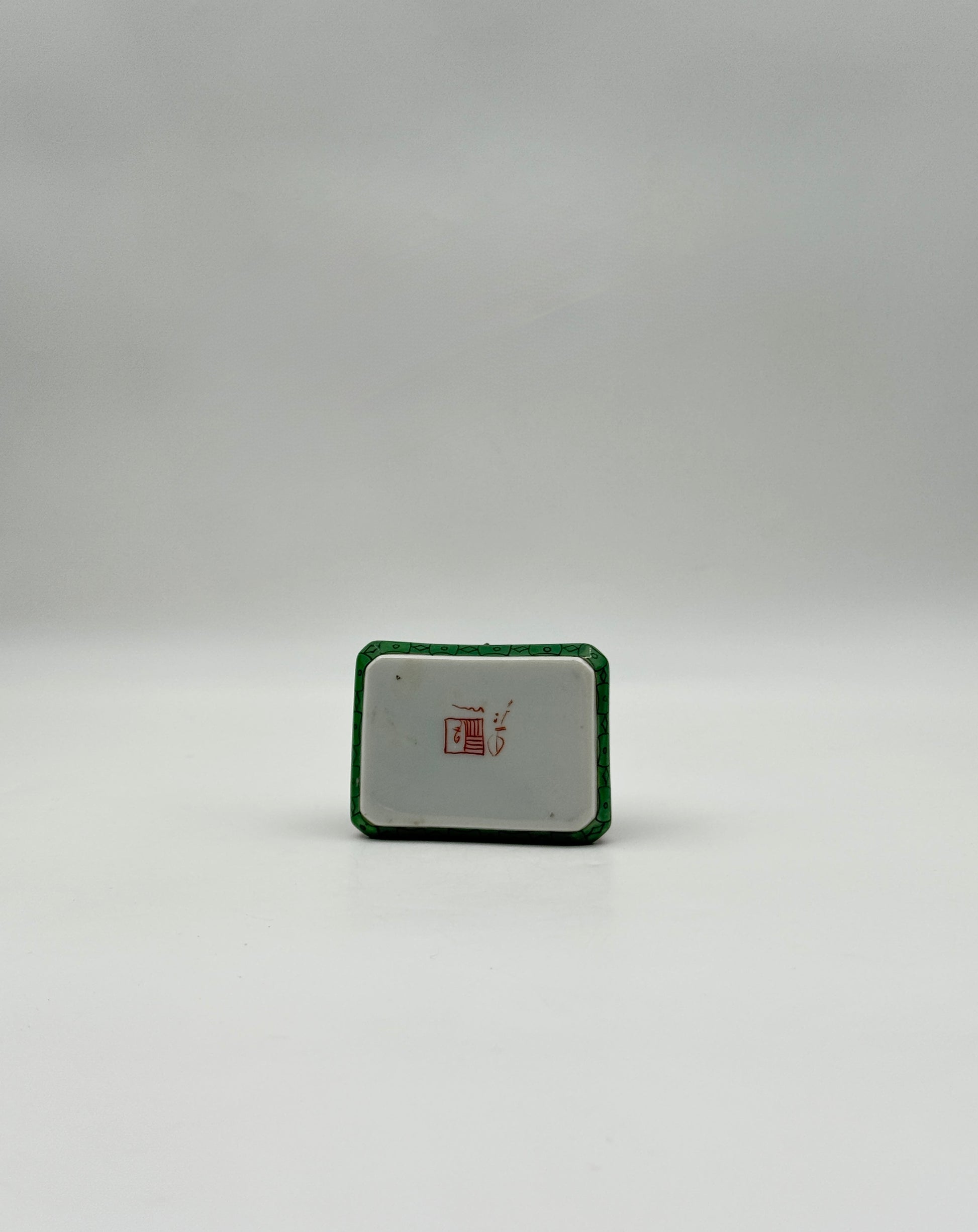 Samson Paris Hand-Painted Porcelain Trinket Box w Gilt Mounts, c. 1900