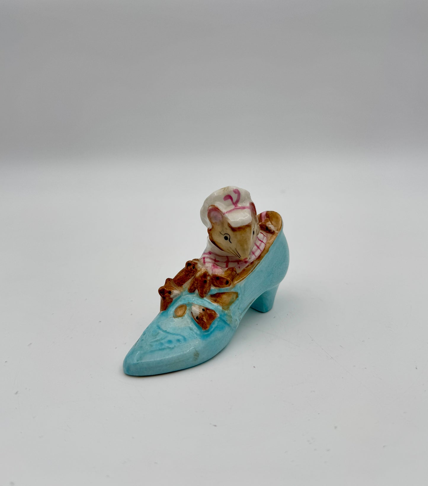 Beatrix Potter The Old Woman Who Lived in a Shoe - Beswick England