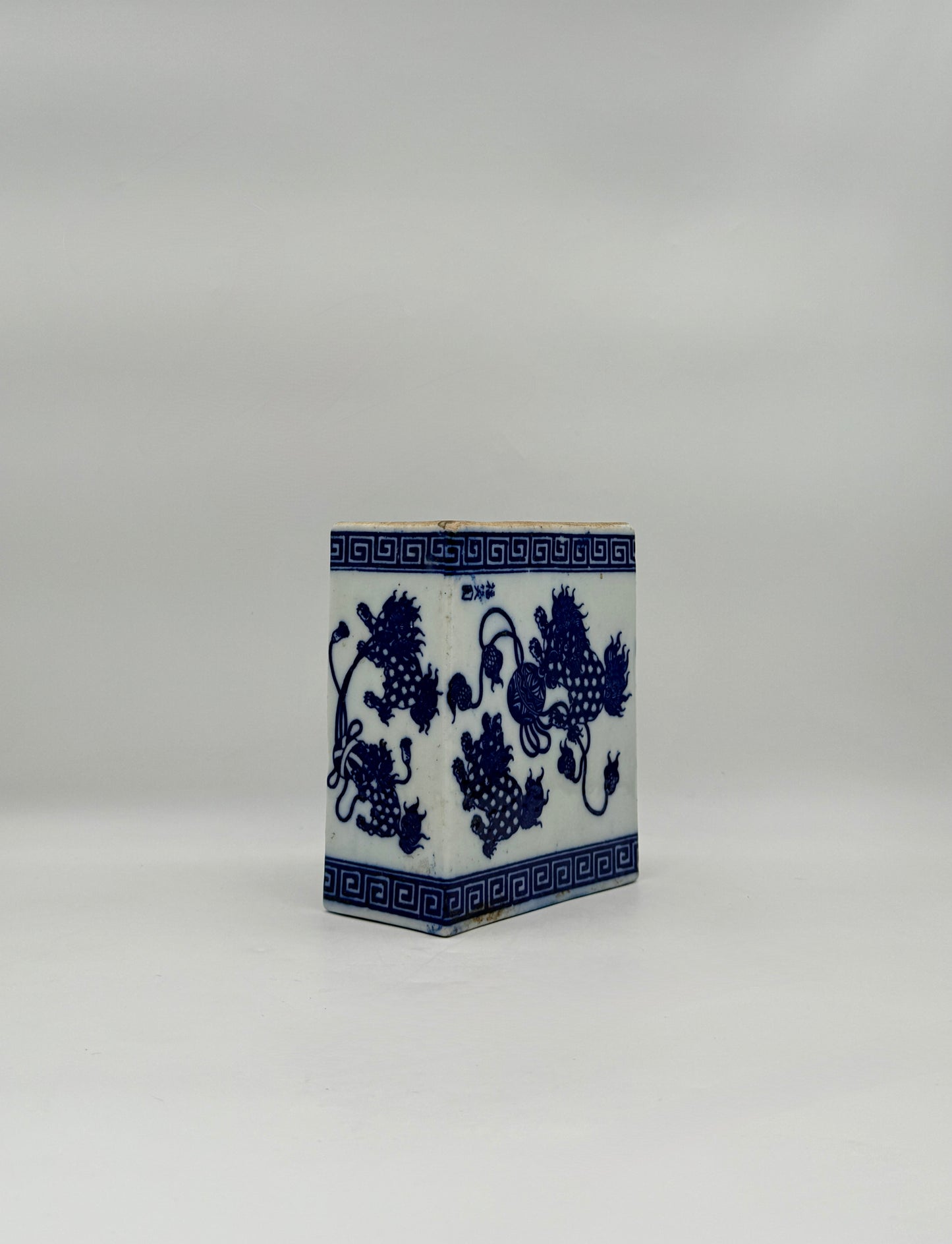 Chinese Blue & White Porcelain Opium Pillow with Dragons – Ventilated